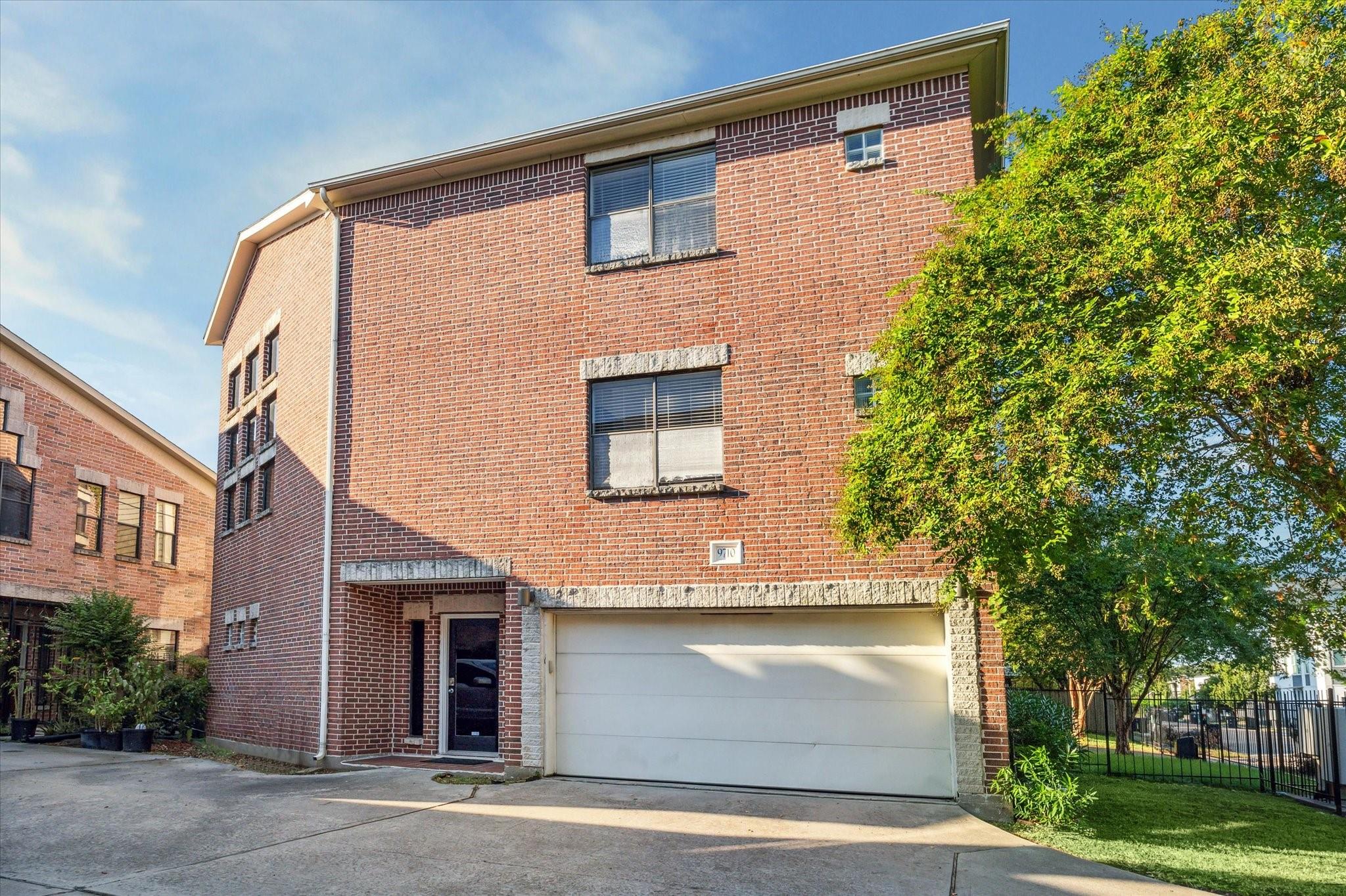 9710 Riddlewood Lane