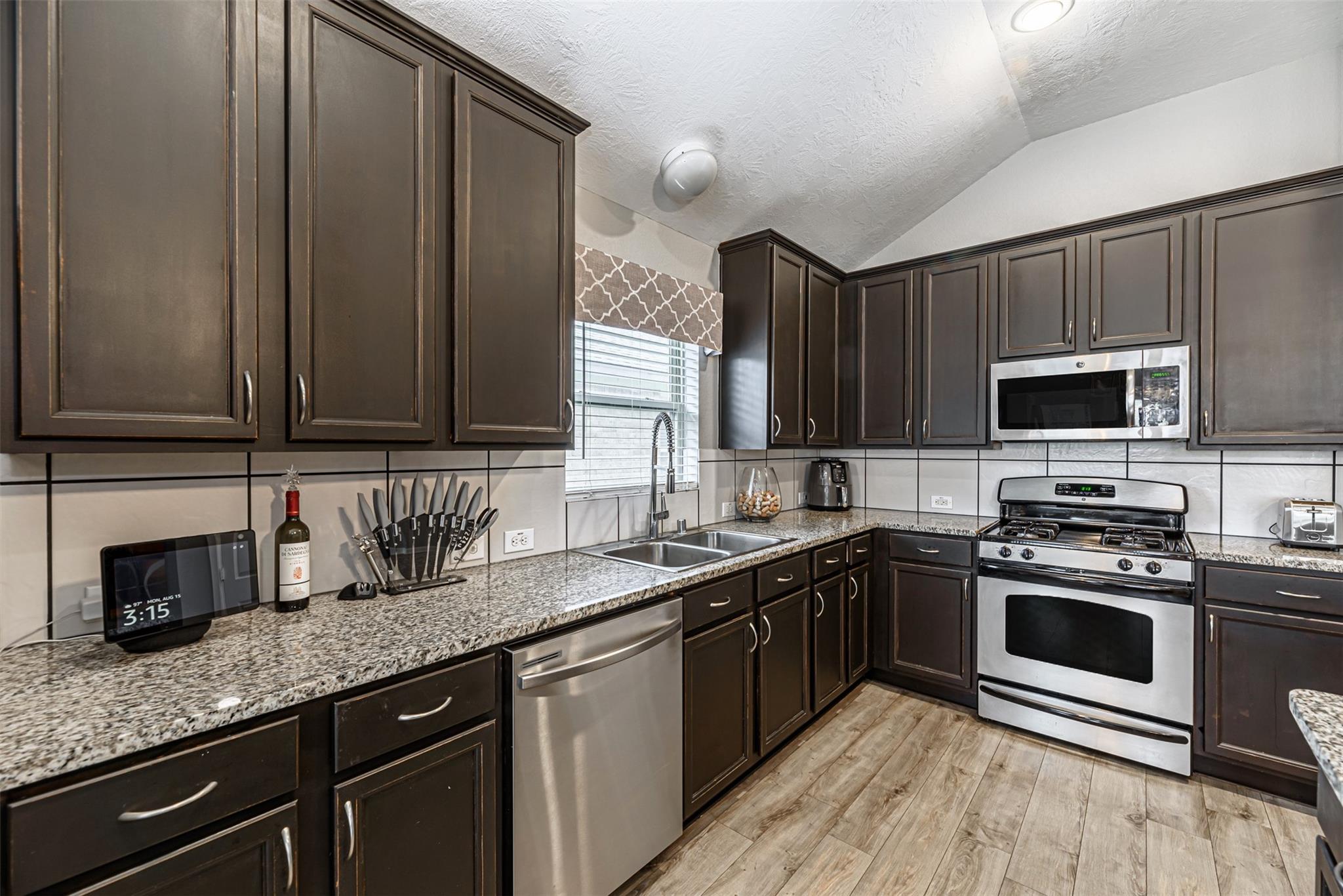 2003 Lansing Cove Drive