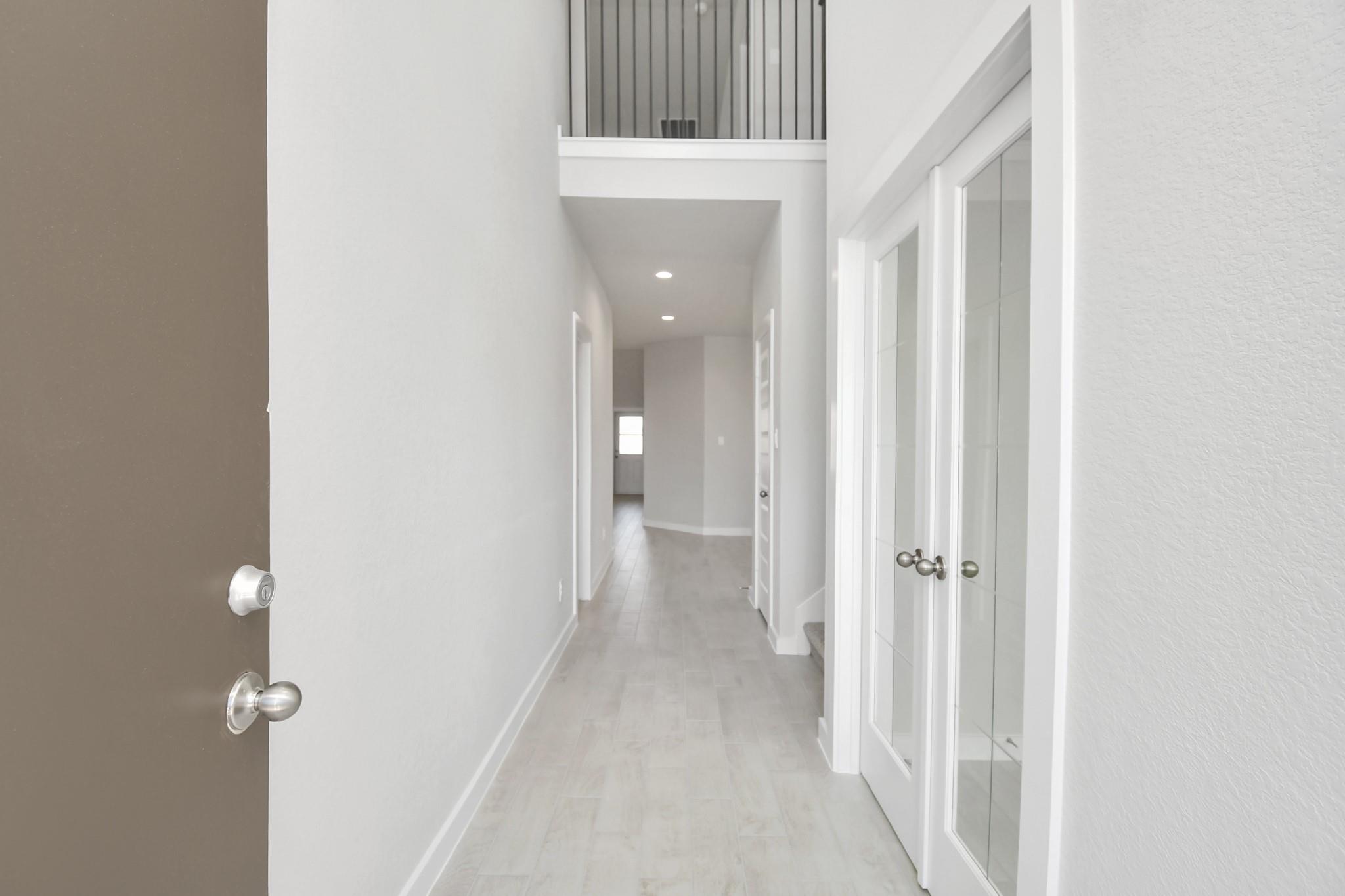 14923 Royal Leaf Drive