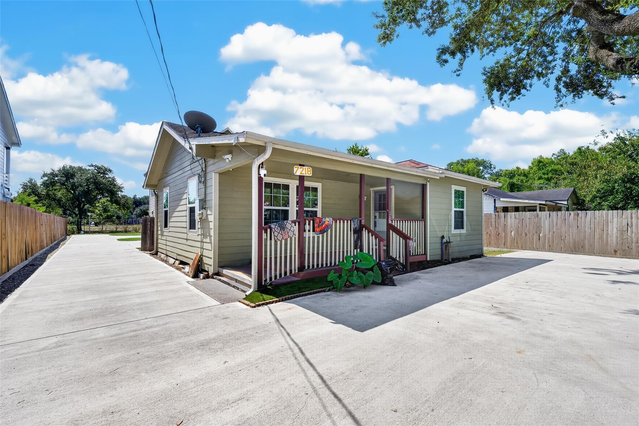 7218 Philibert Lane