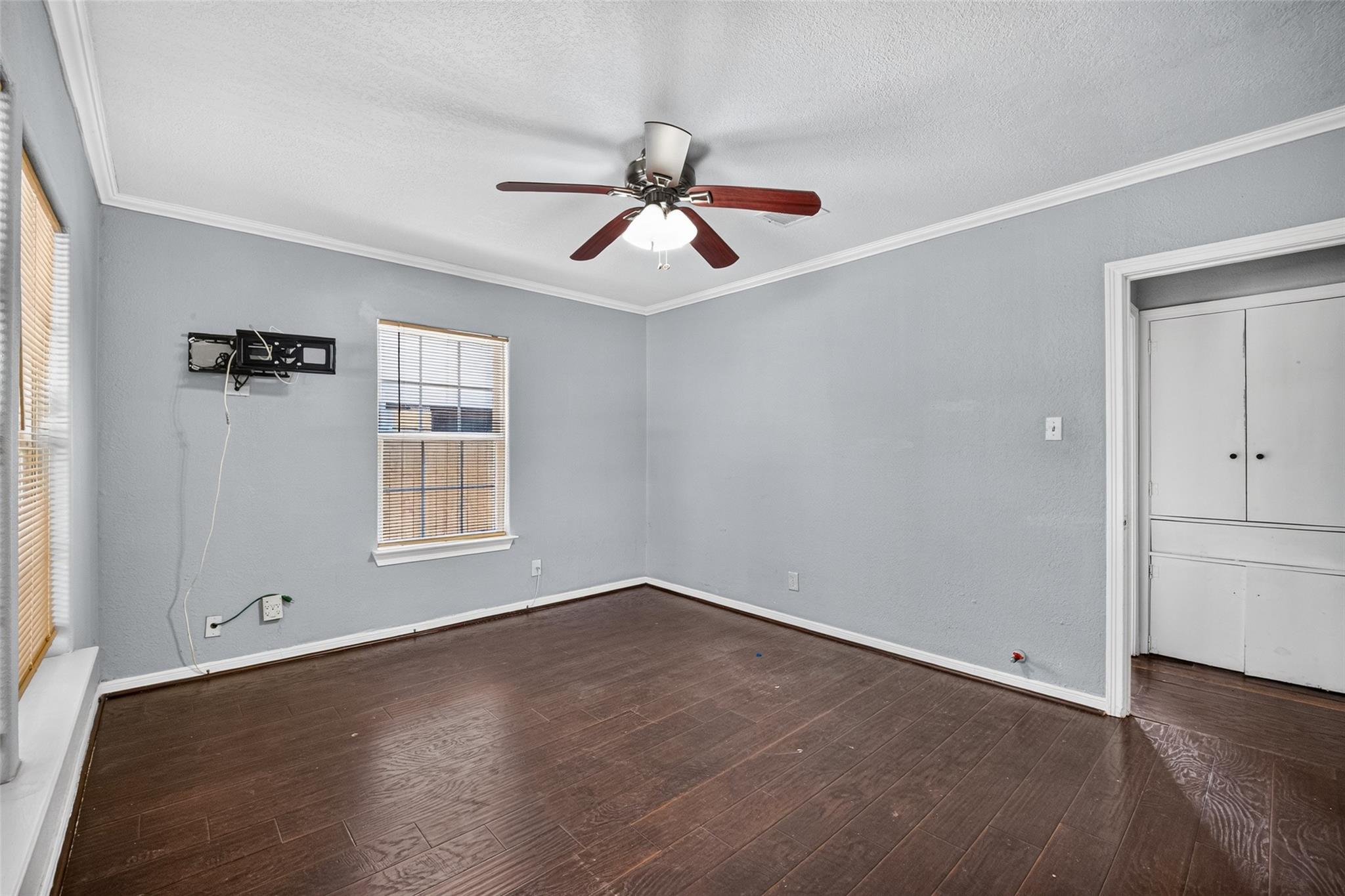 7218 Philibert Lane