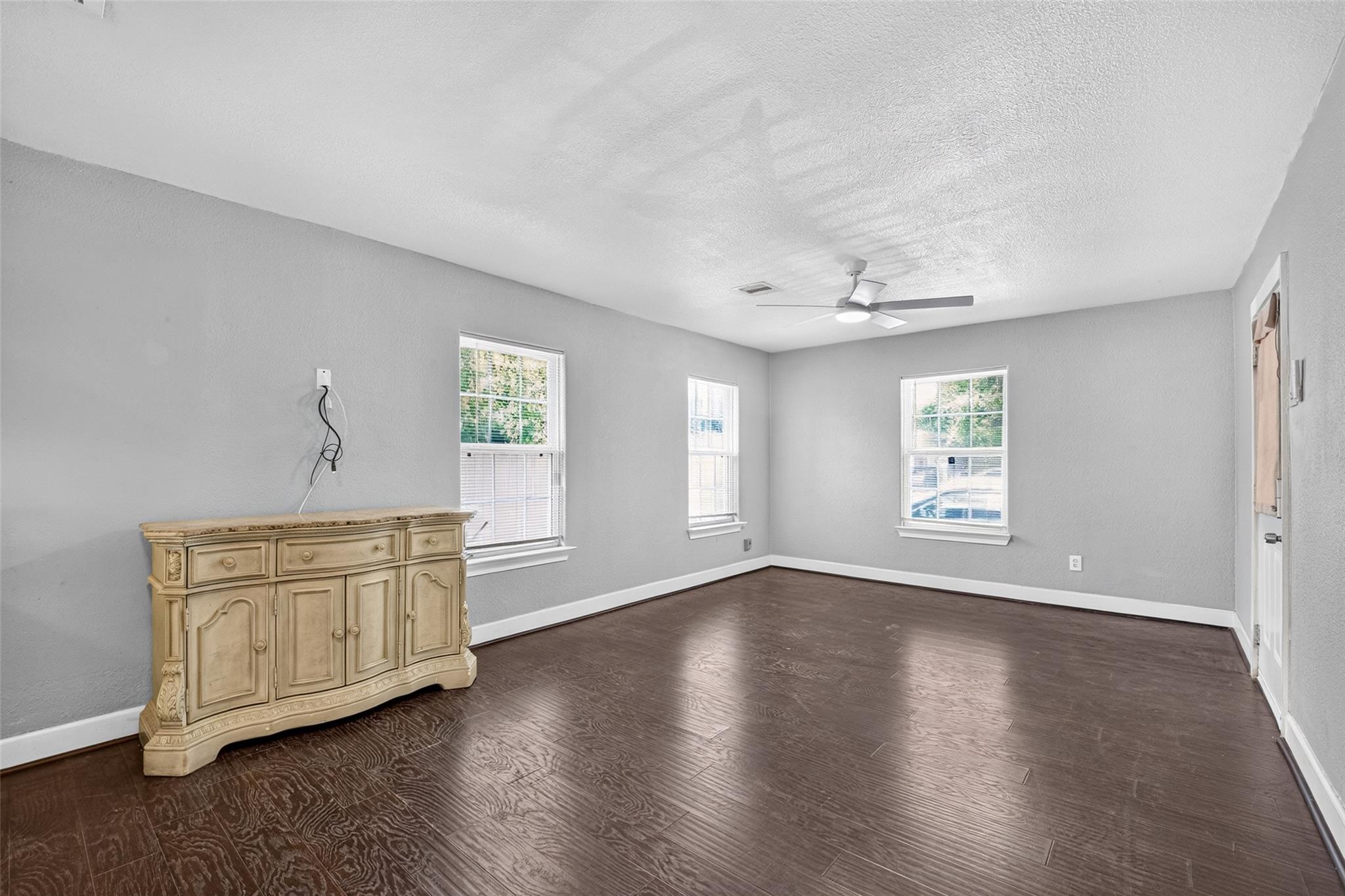 7218 Philibert Lane