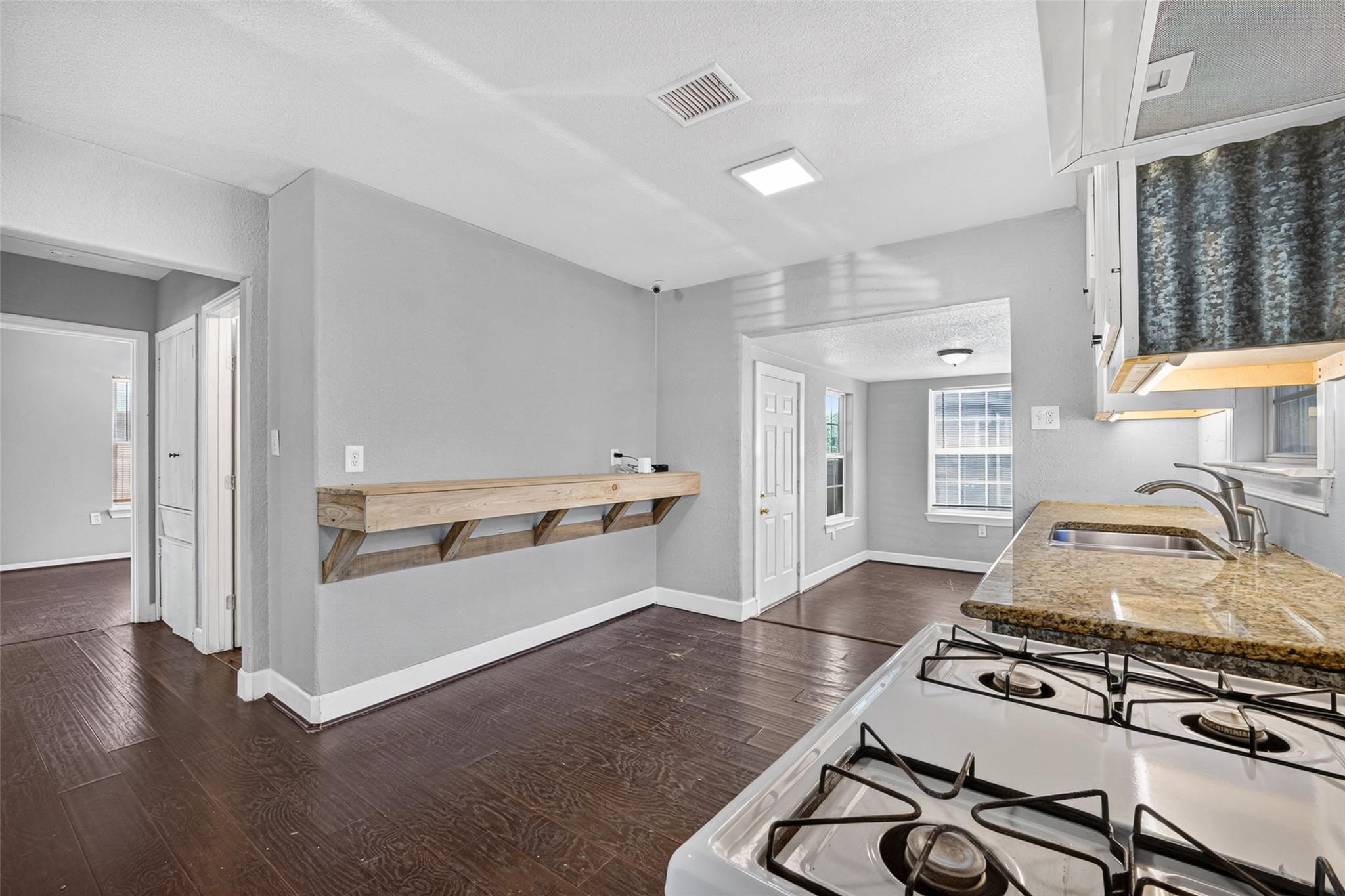 7218 Philibert Lane