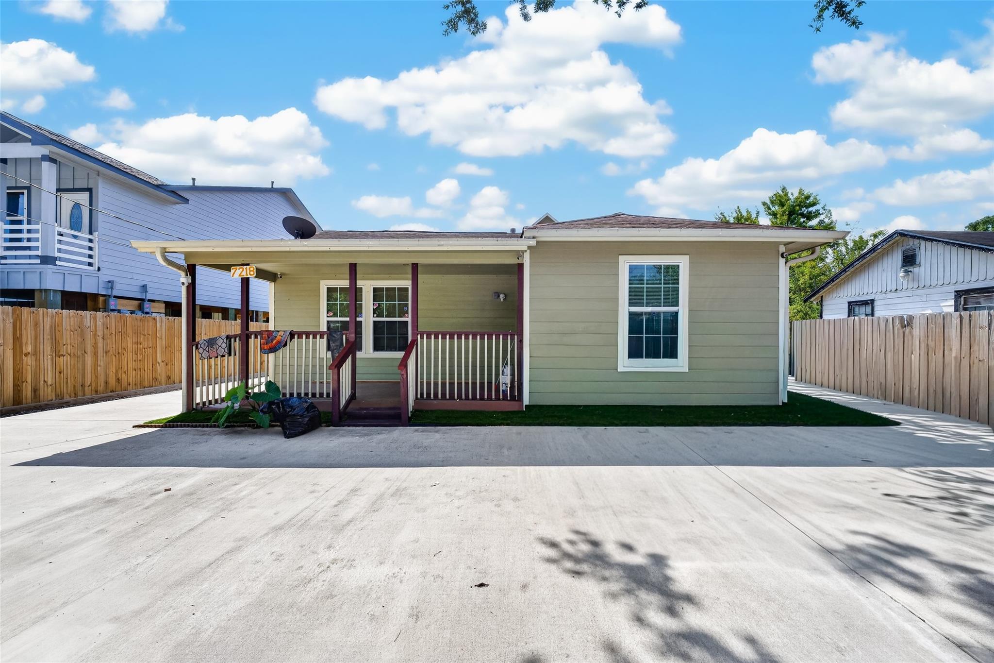 7218 Philibert Lane