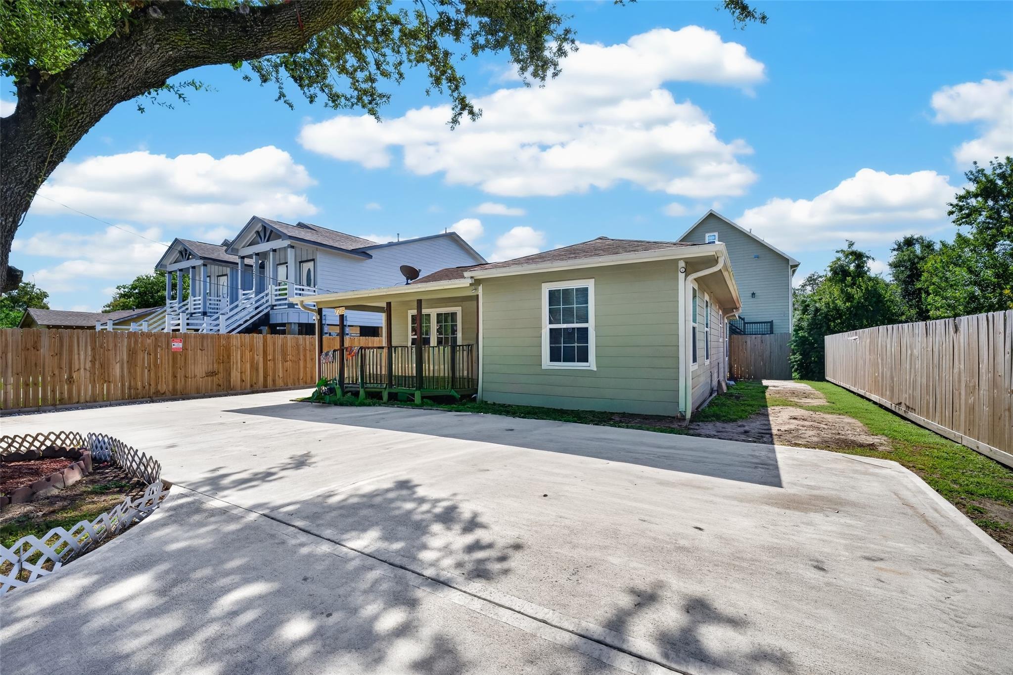 7218 Philibert Lane