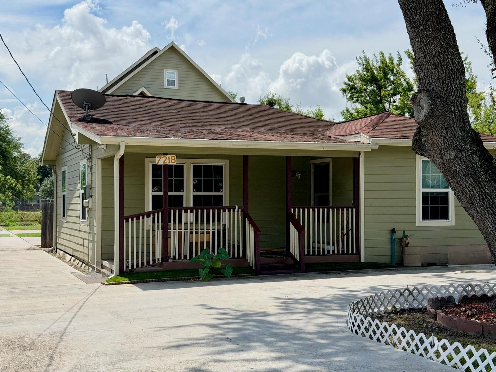 7218 Philibert Lane
