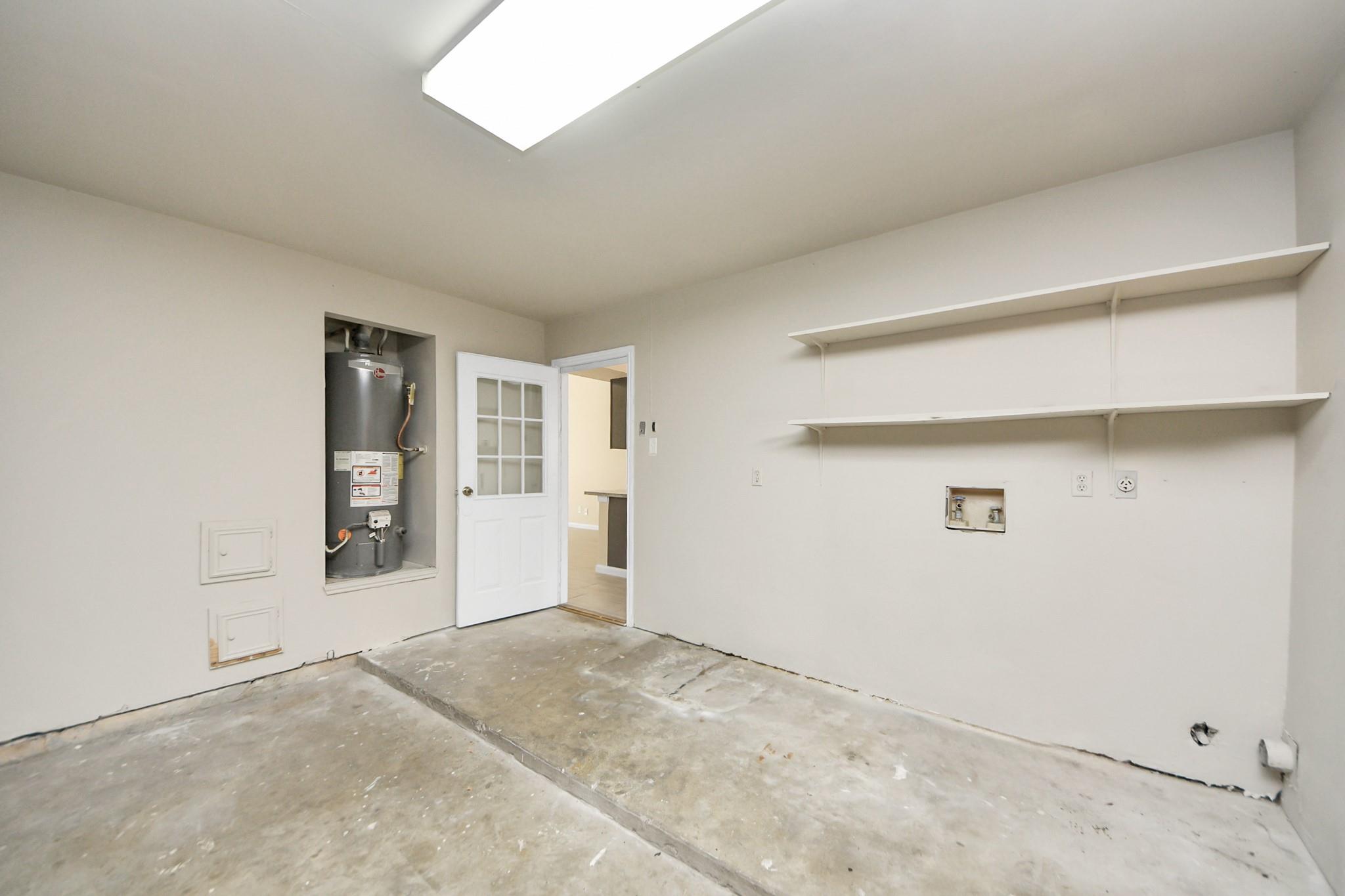 6011 Shady Manor Drive