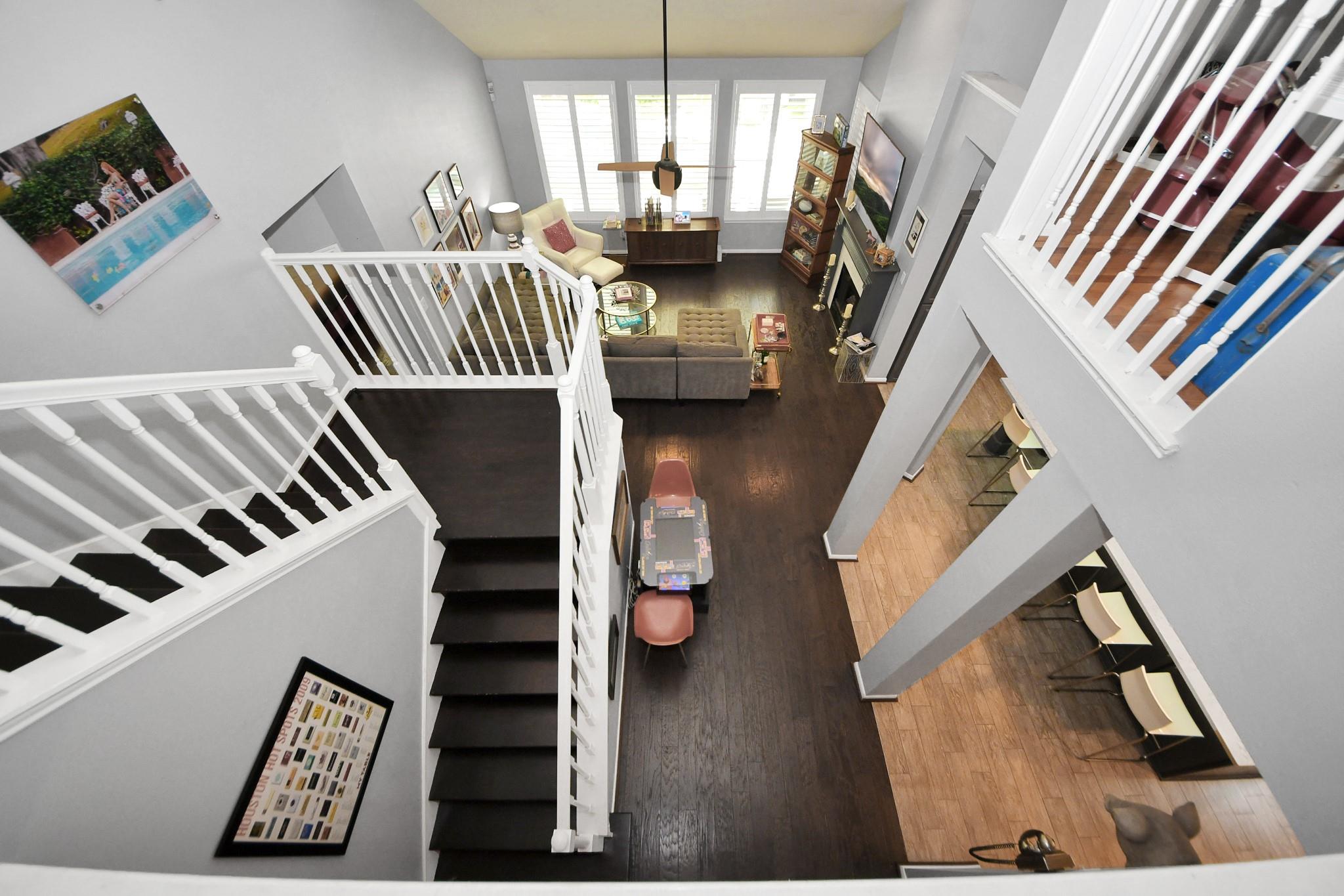 8910 Burleson Court