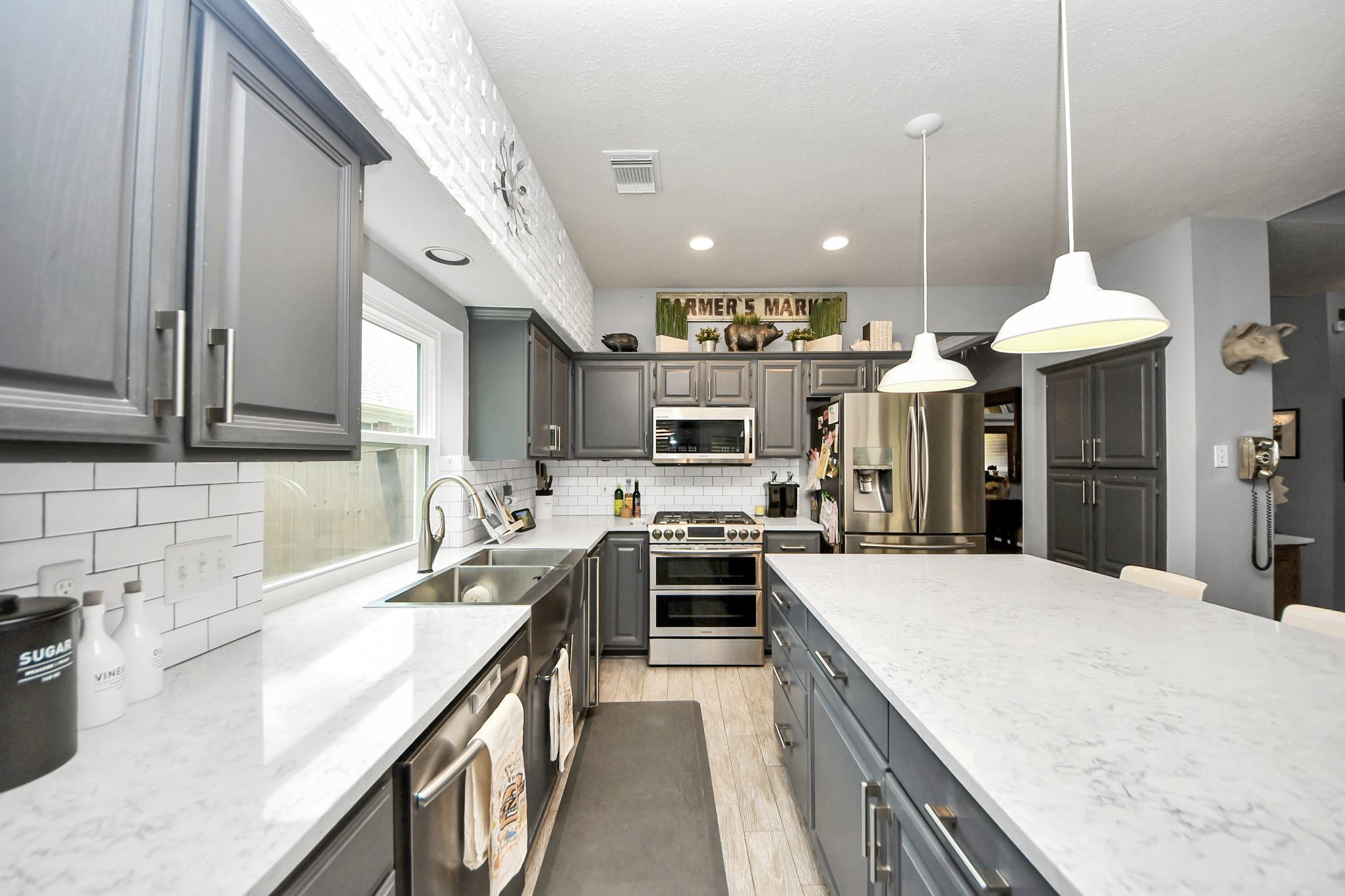 8910 Burleson Court