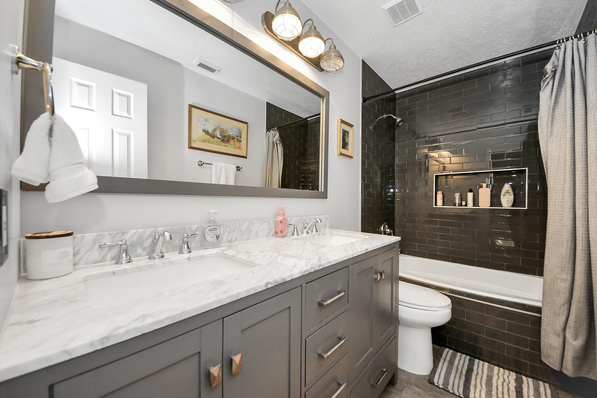 8910 Burleson Court