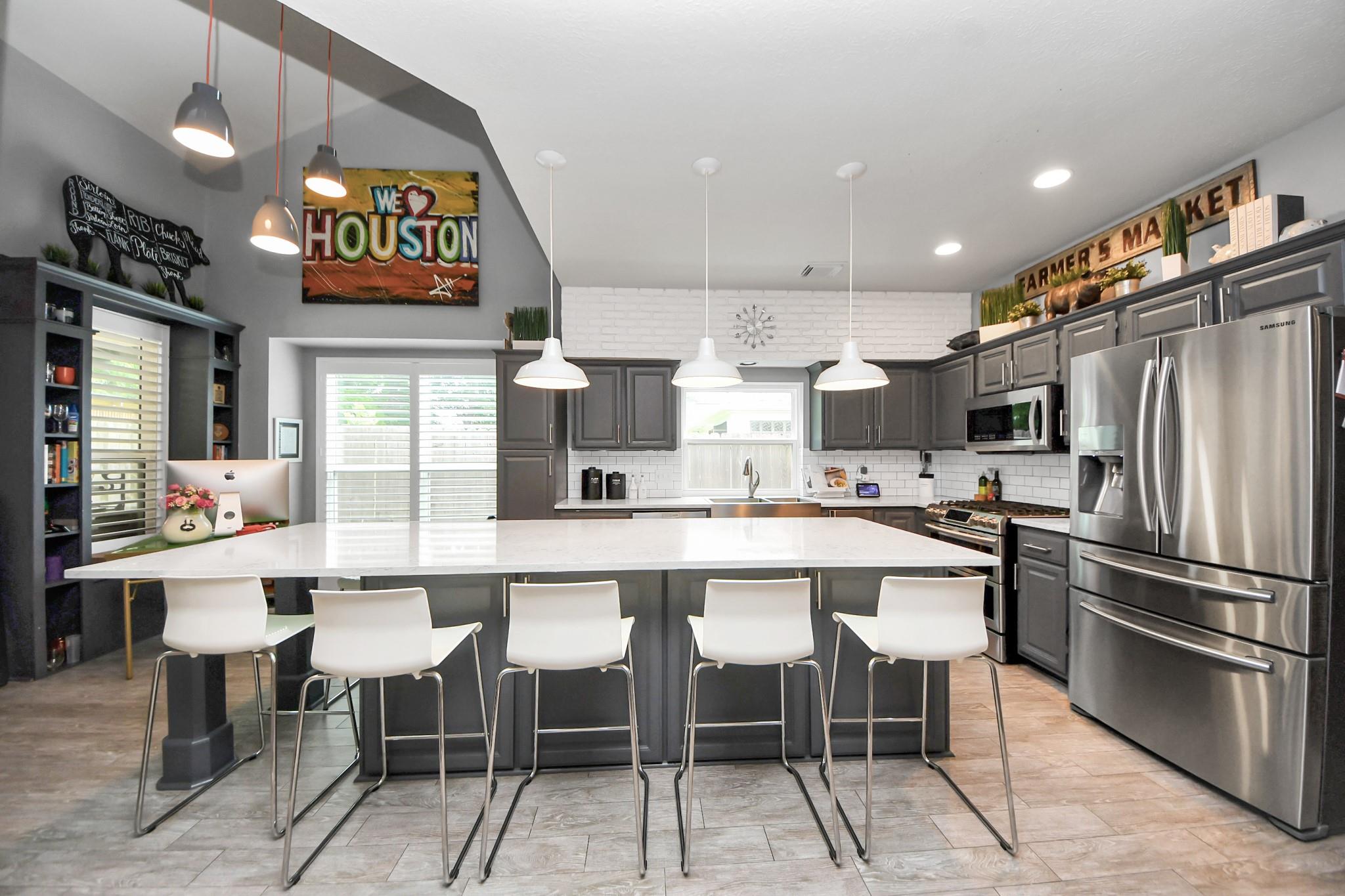 8910 Burleson Court