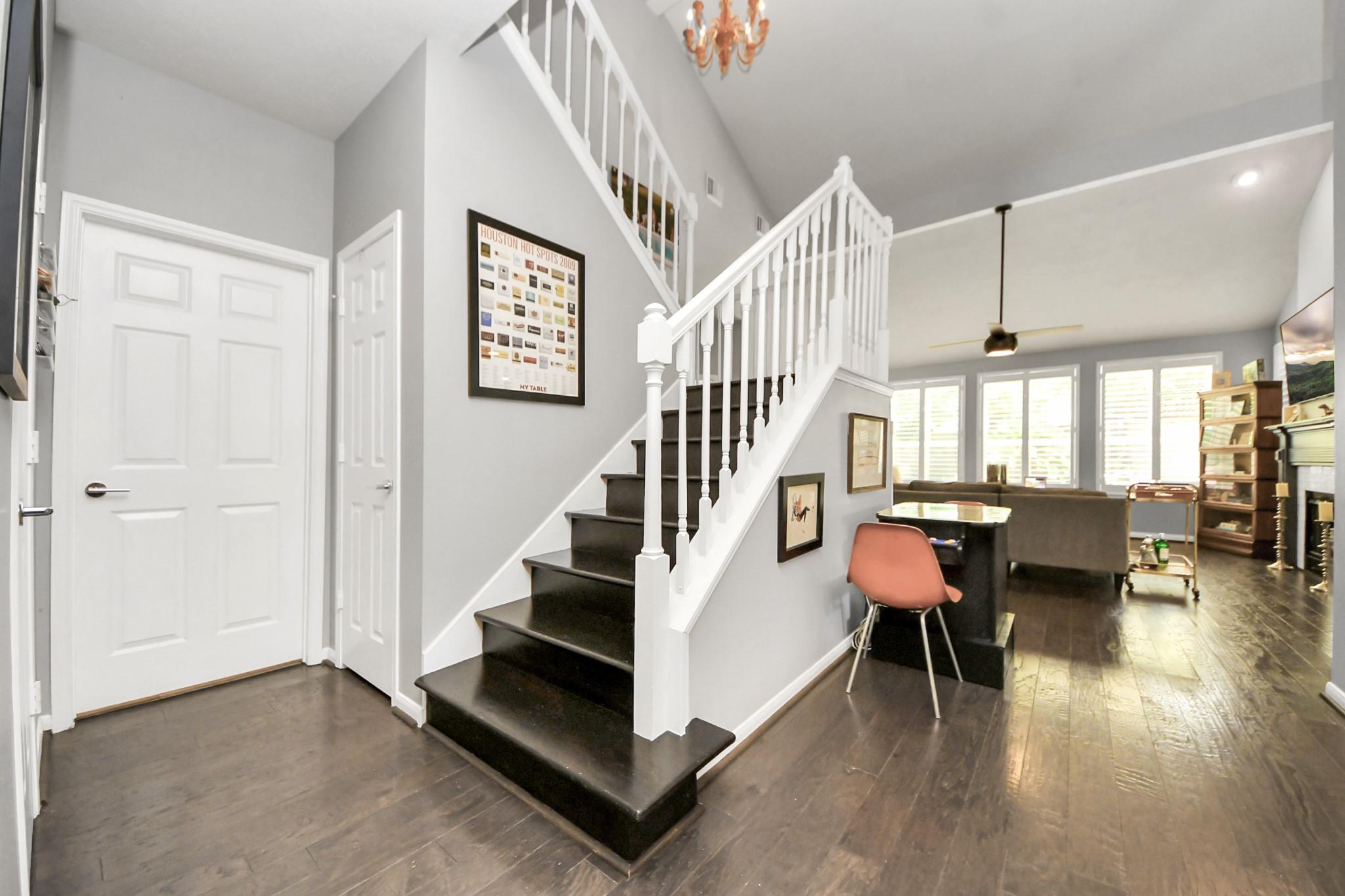 8910 Burleson Court