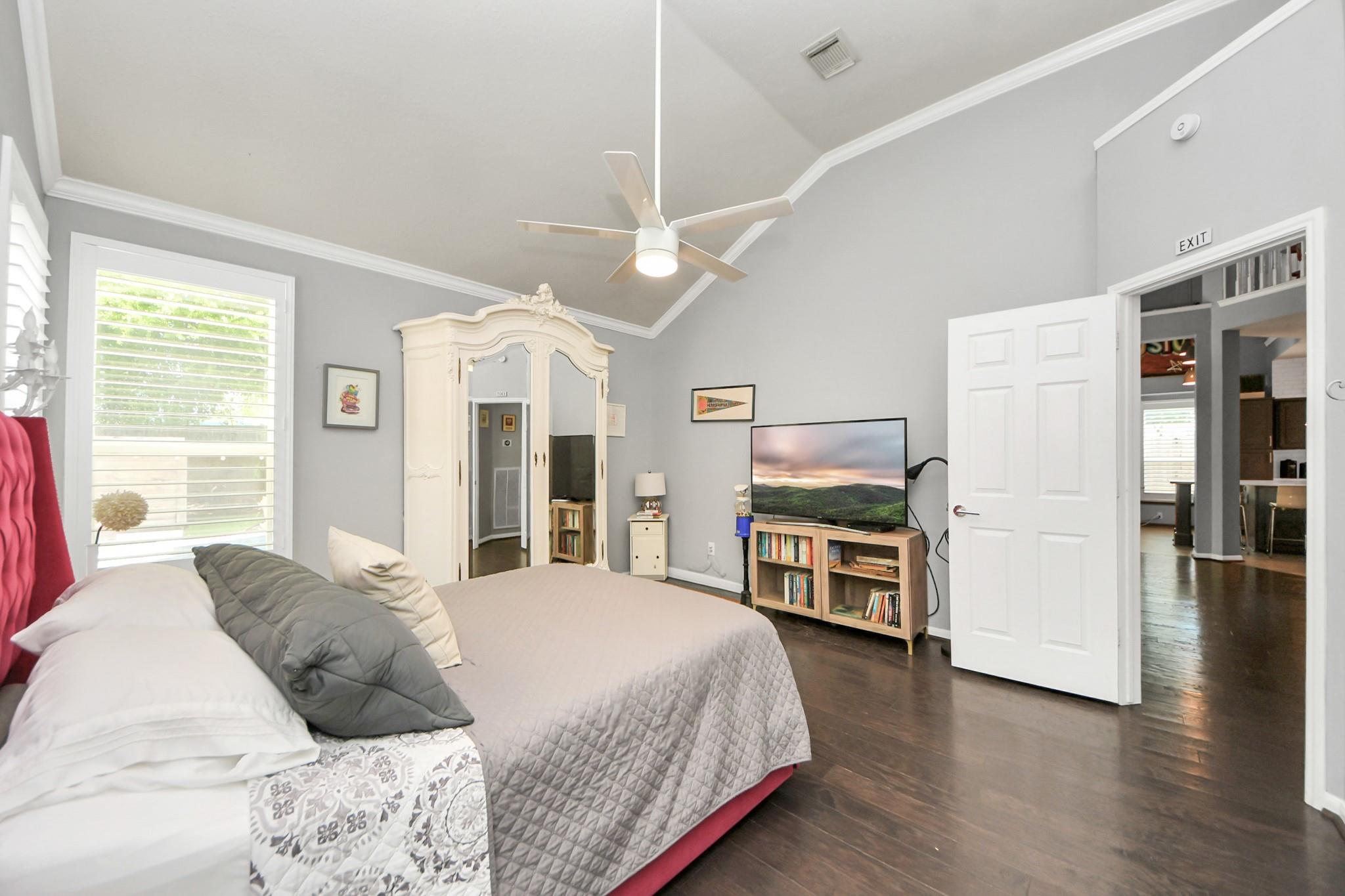 8910 Burleson Court