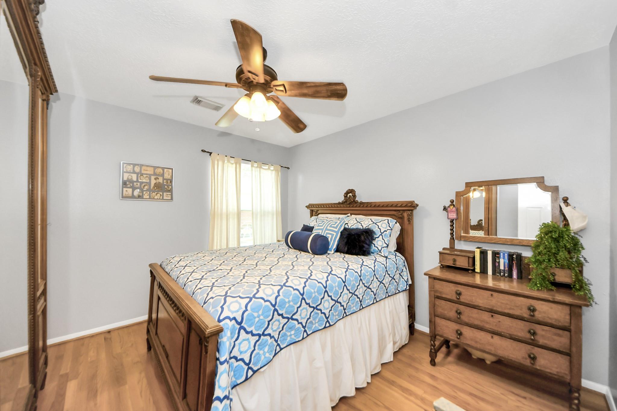 8910 Burleson Court