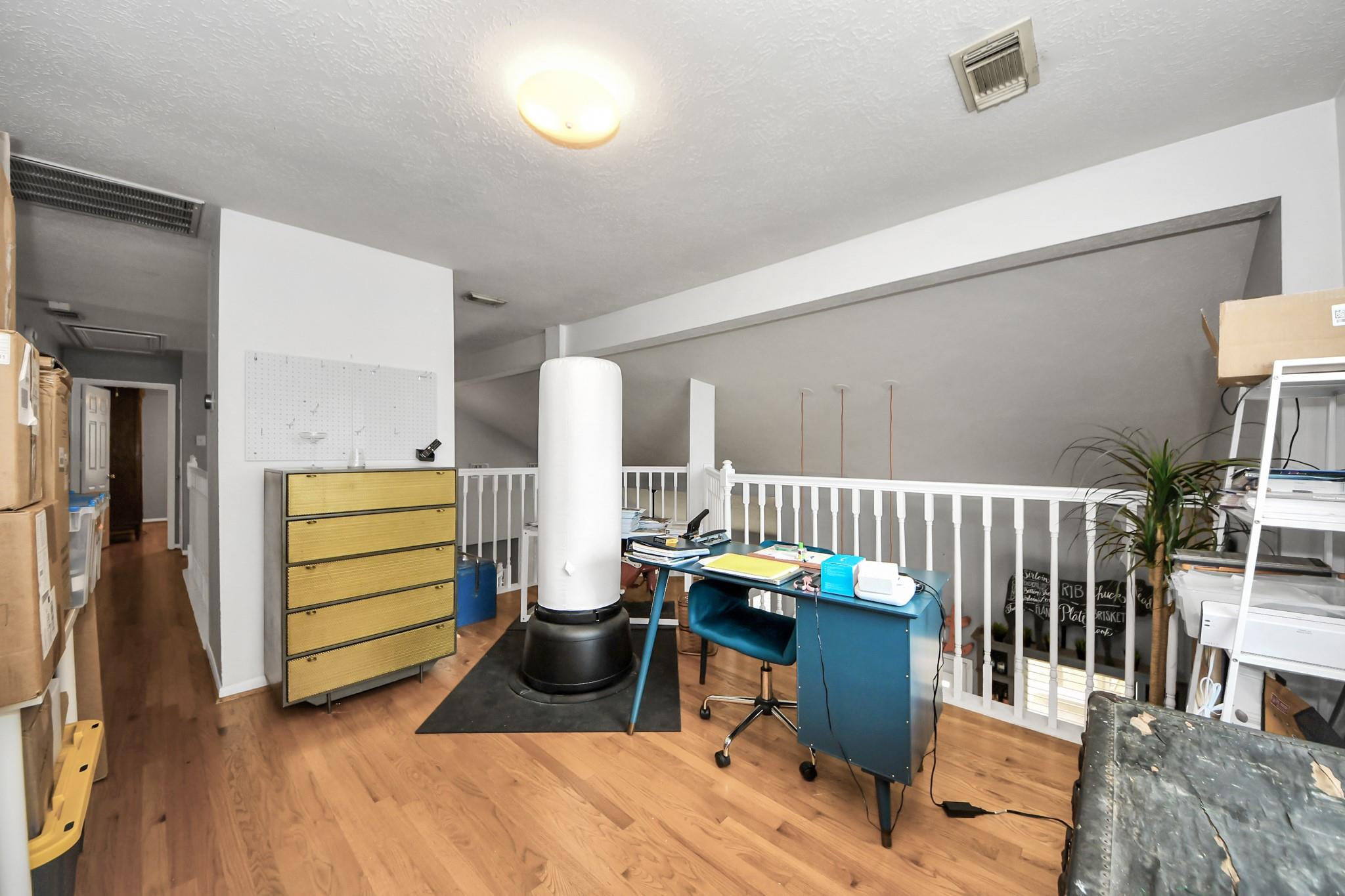 8910 Burleson Court