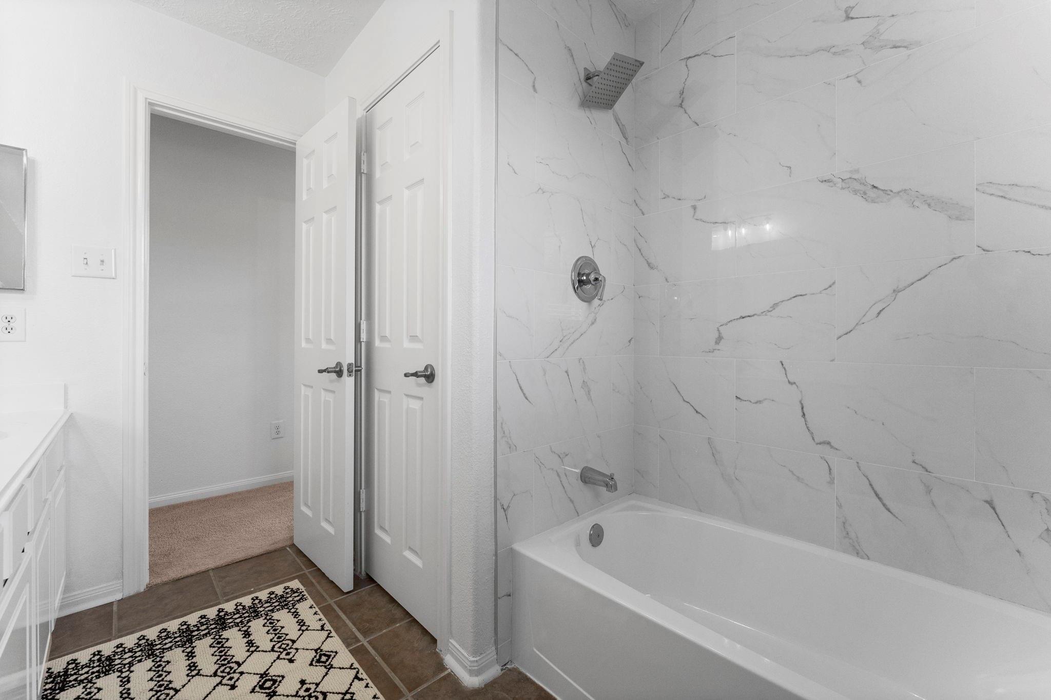 21418 Avalon Queen Drive