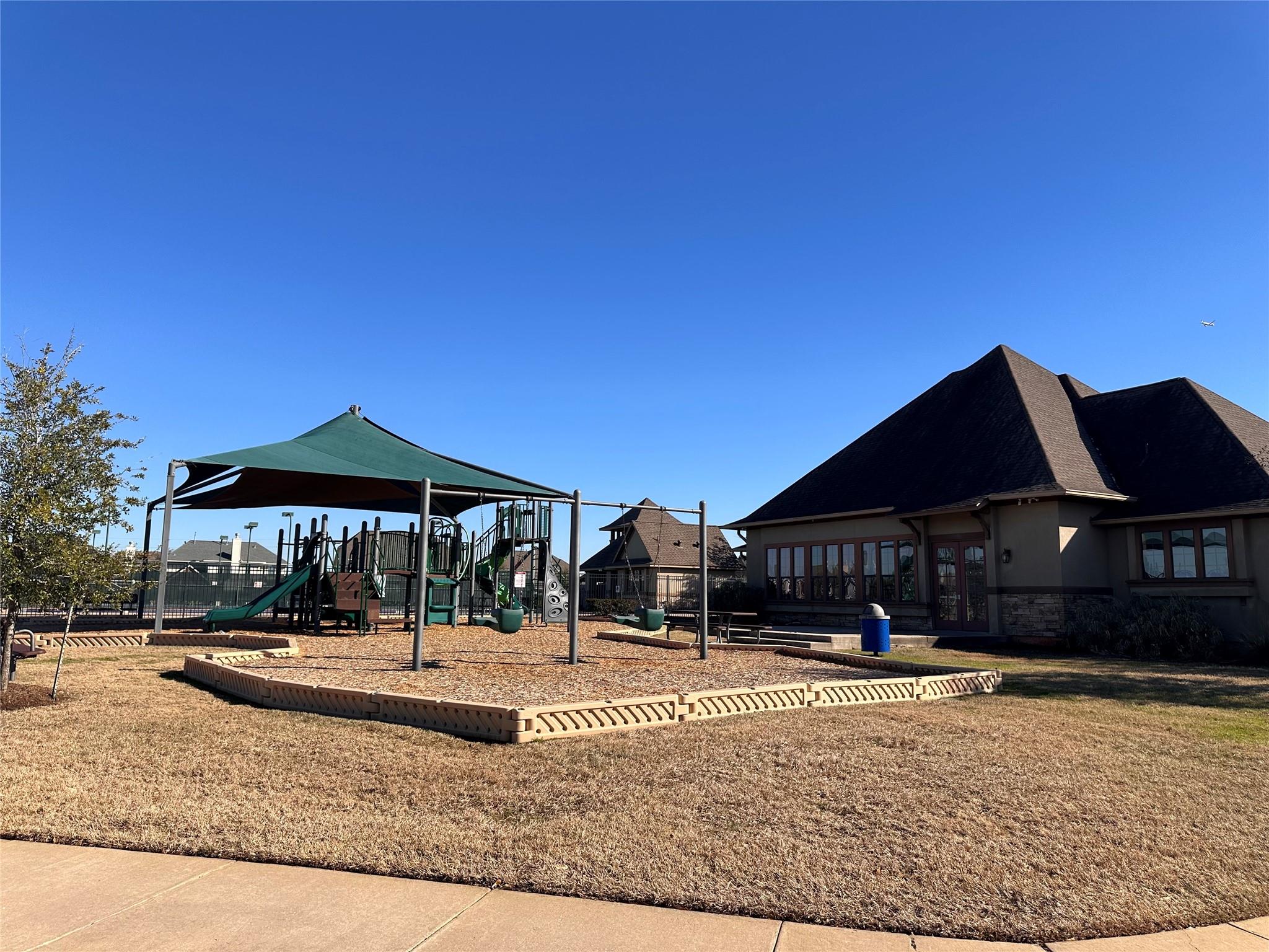 21418 Avalon Queen Drive