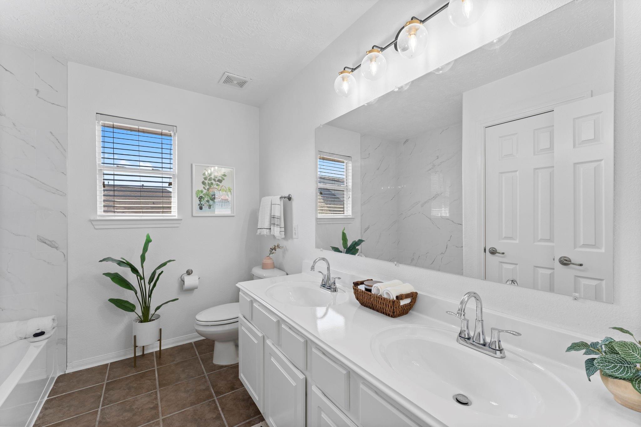 21418 Avalon Queen Drive