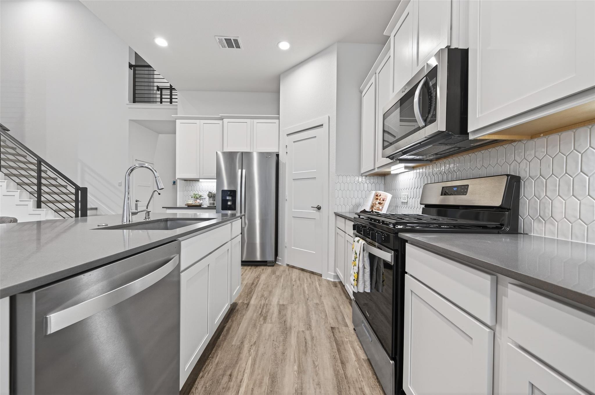 1610 Happy Valley Street