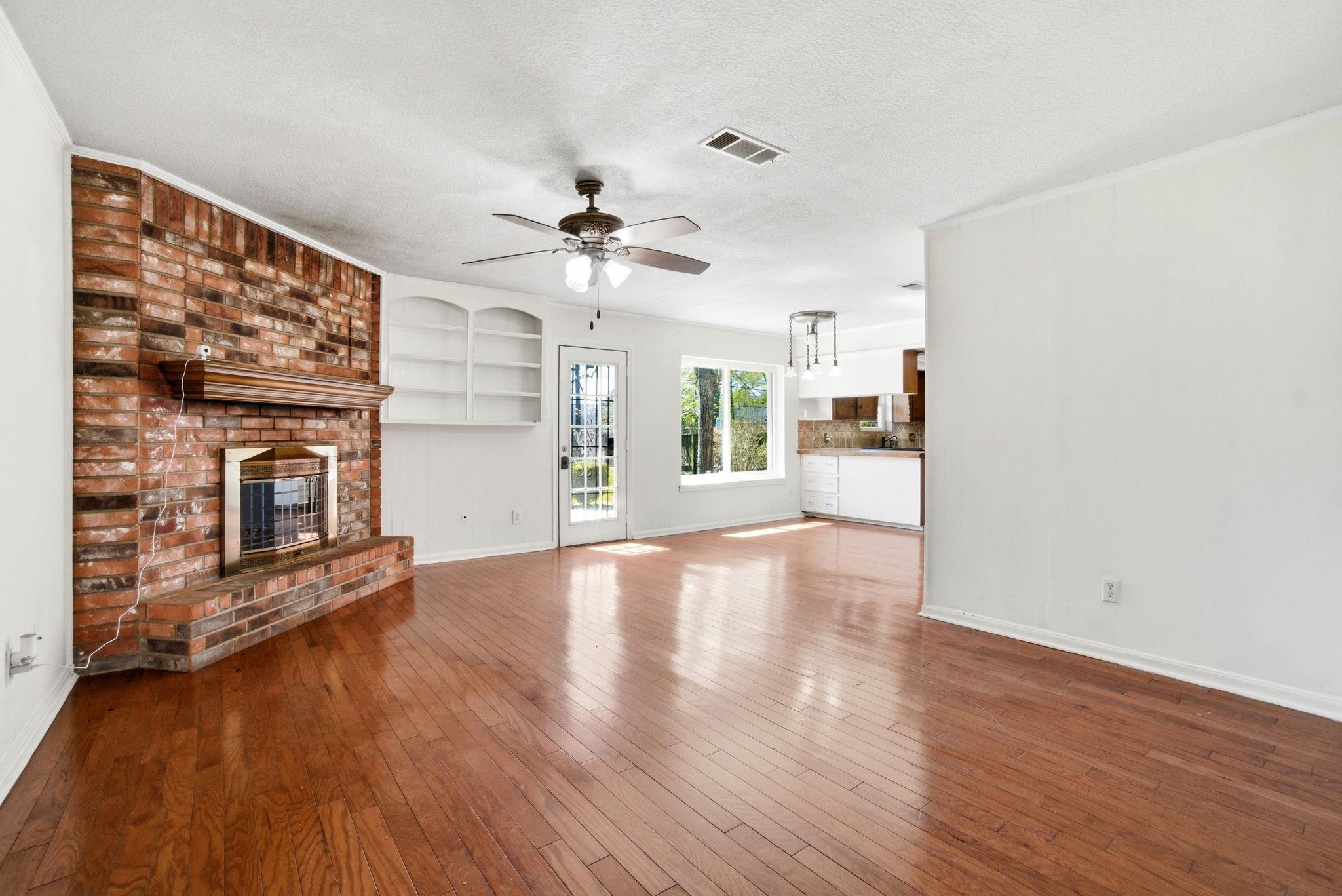 1105 Northpine Drive