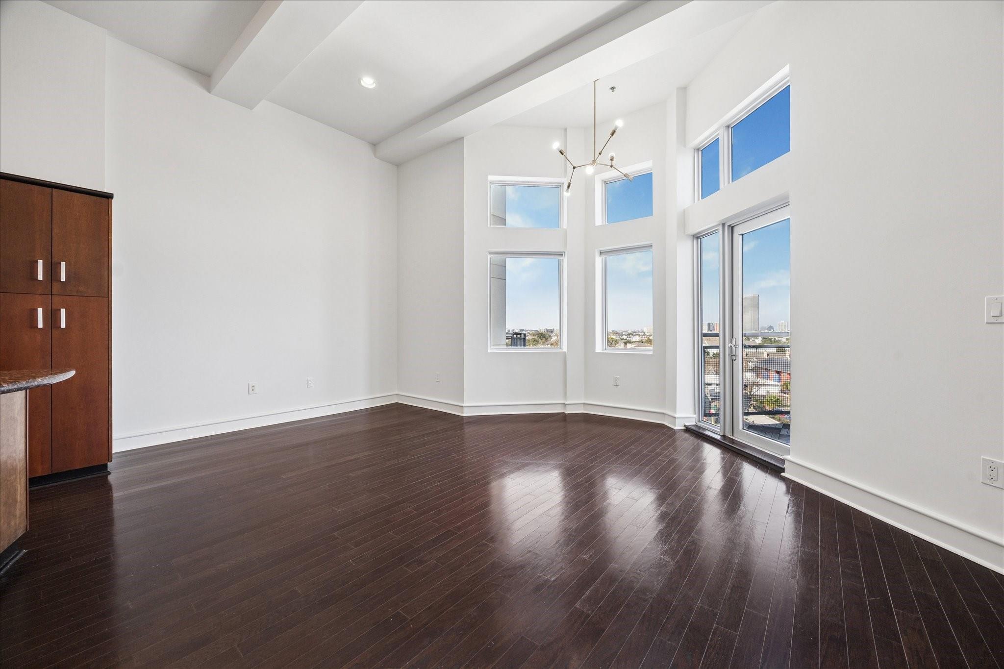 3311 Yupon Street # 609