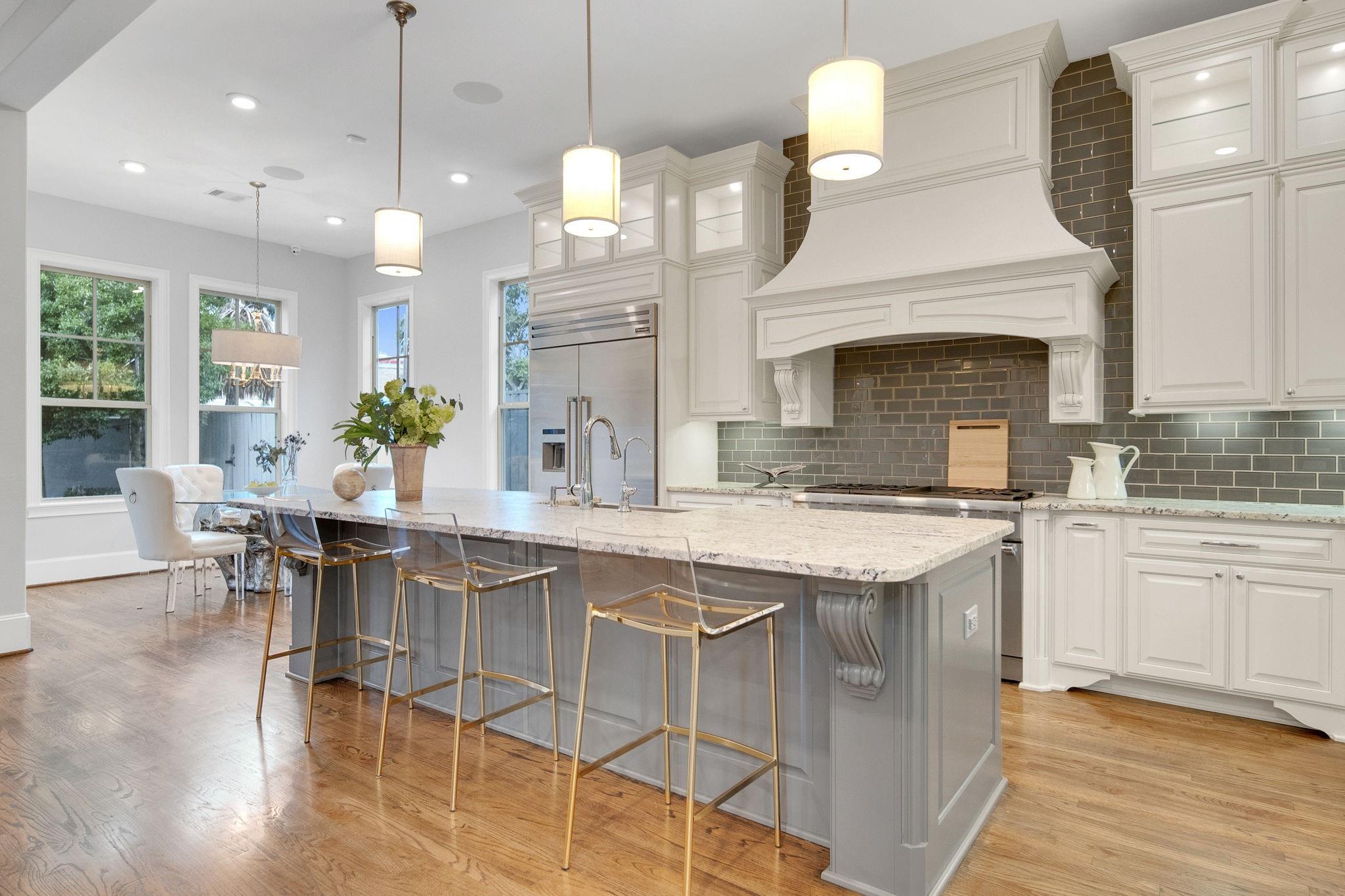 1302 Westview Garden Court