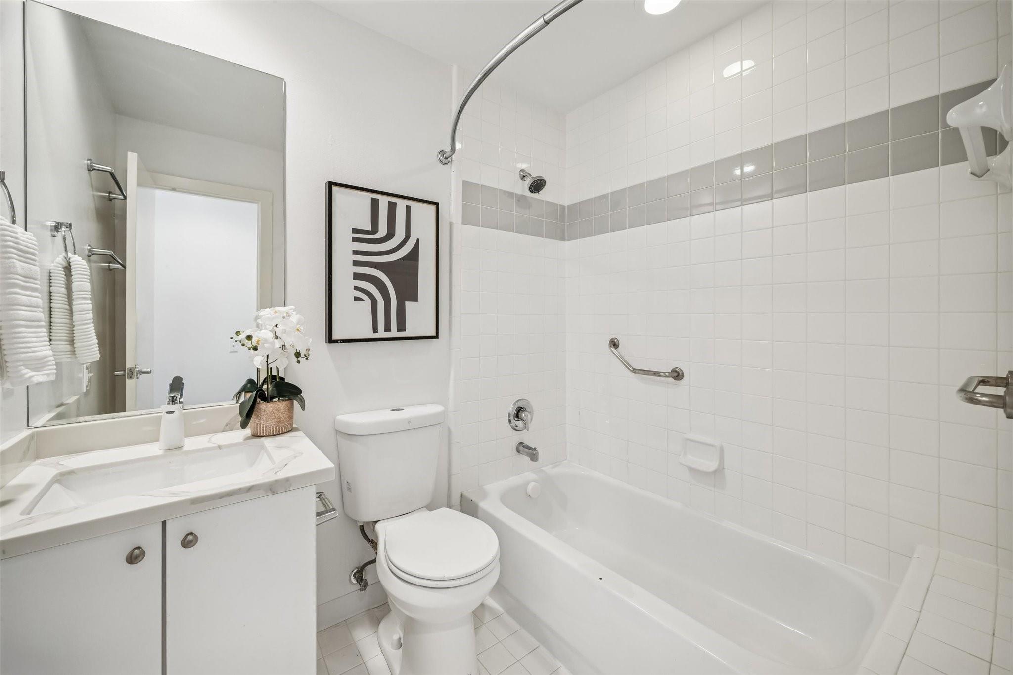 2508 Calumet Street Unit: E