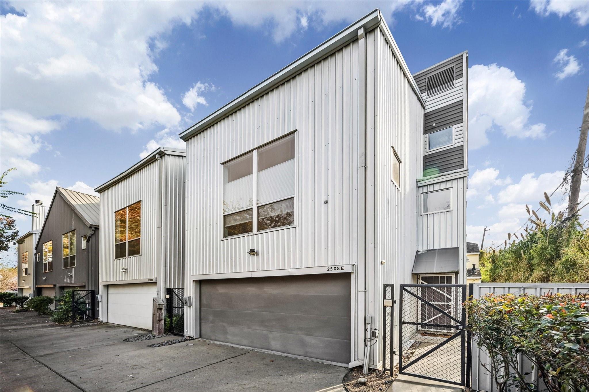 2508 Calumet Street Unit: E