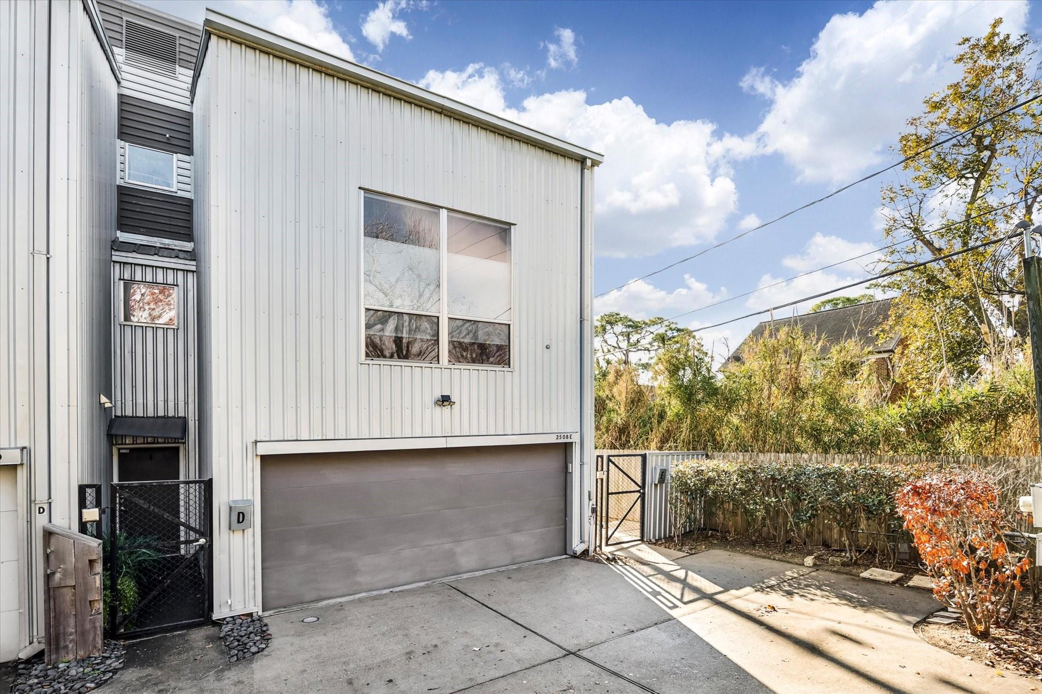 2508 Calumet Street Unit: E