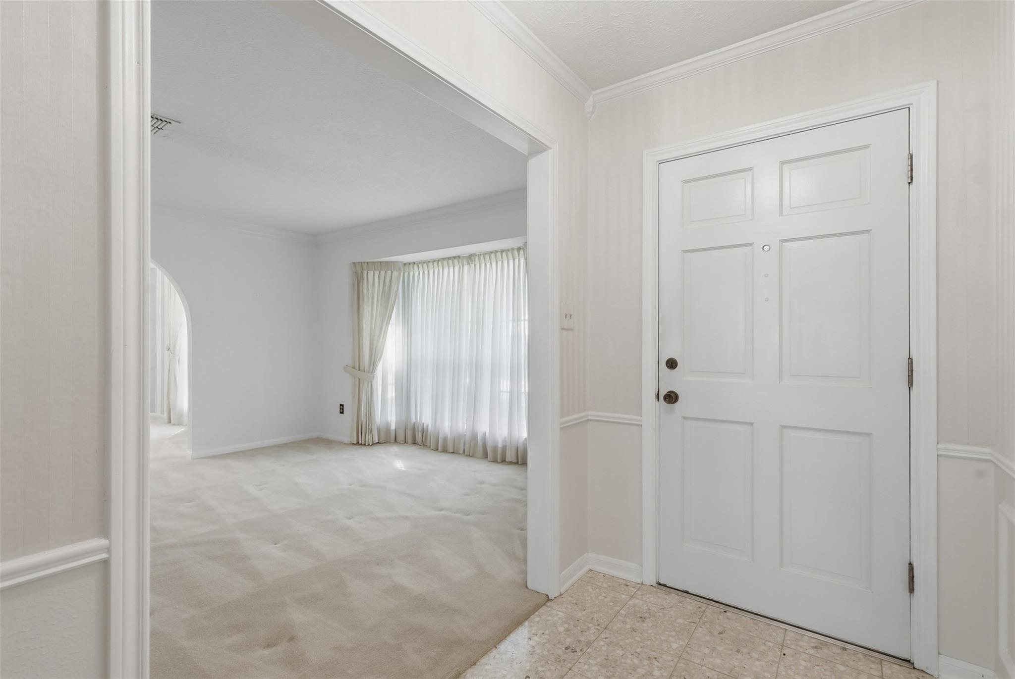 5923 Pinewood Springs Drive