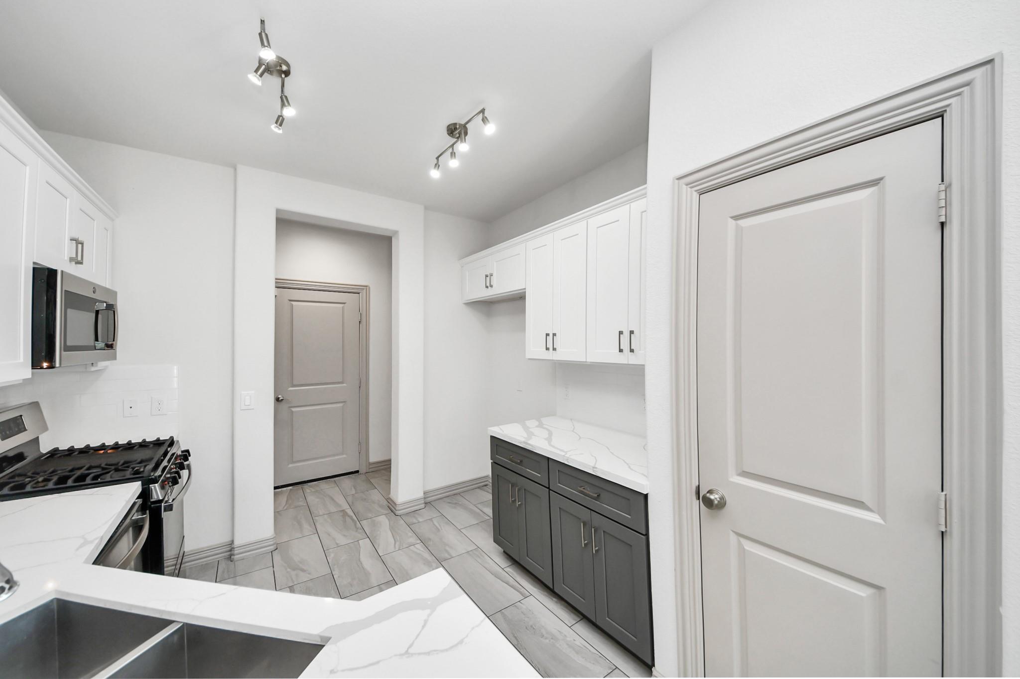 9720 Garcroft Street