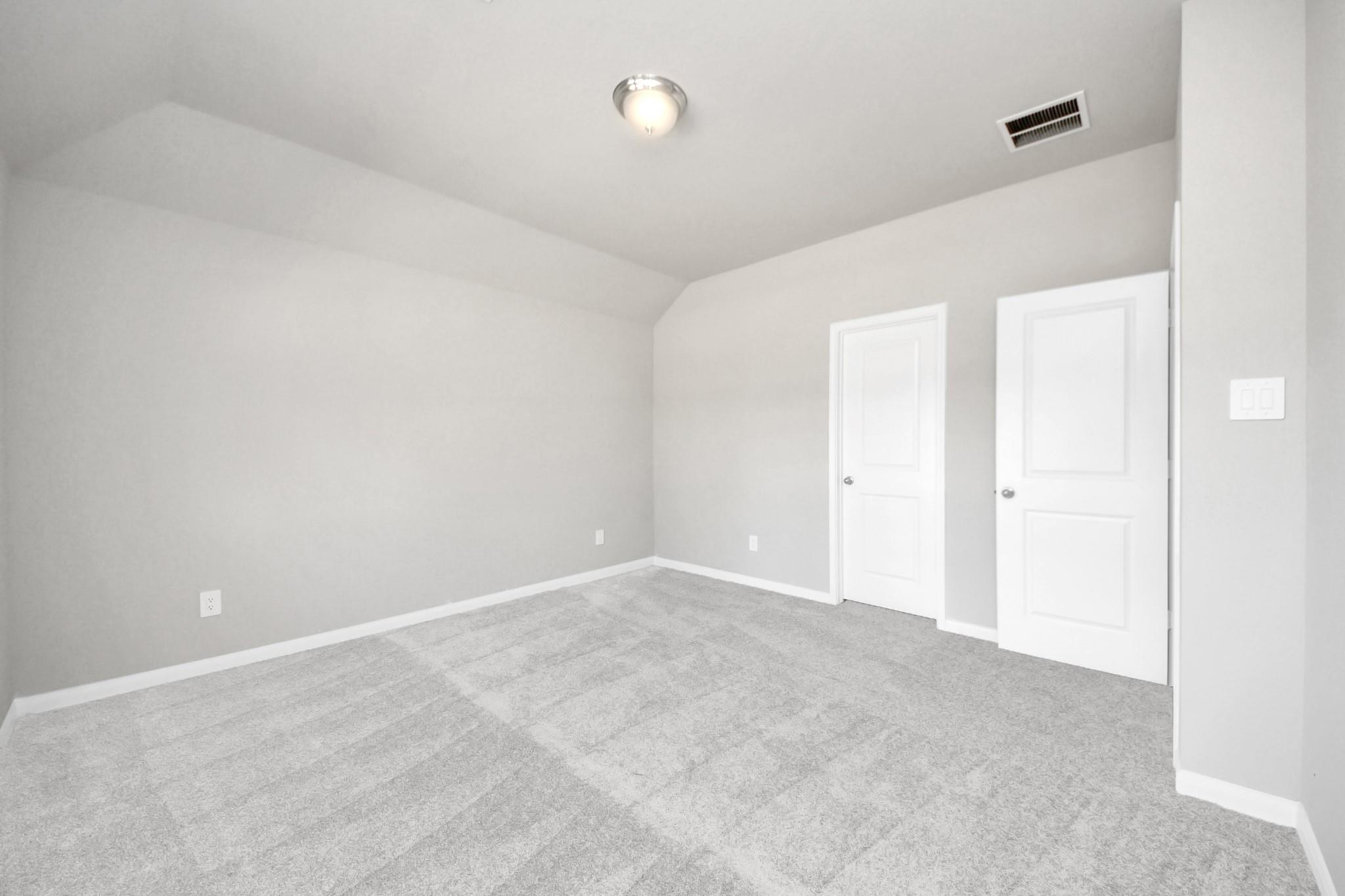 19584 Stripe Hill Bend