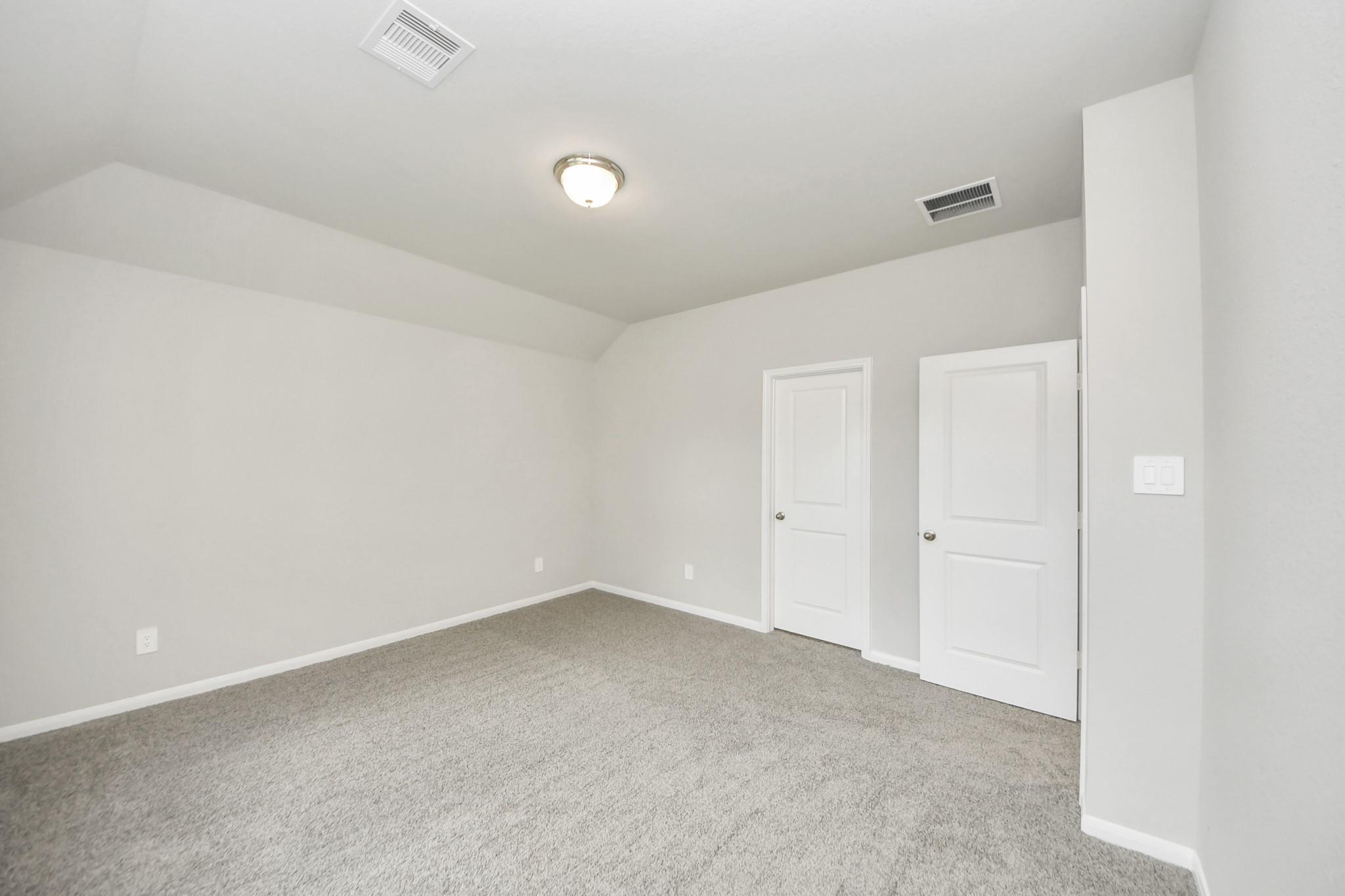 19584 Stripe Hill Bend