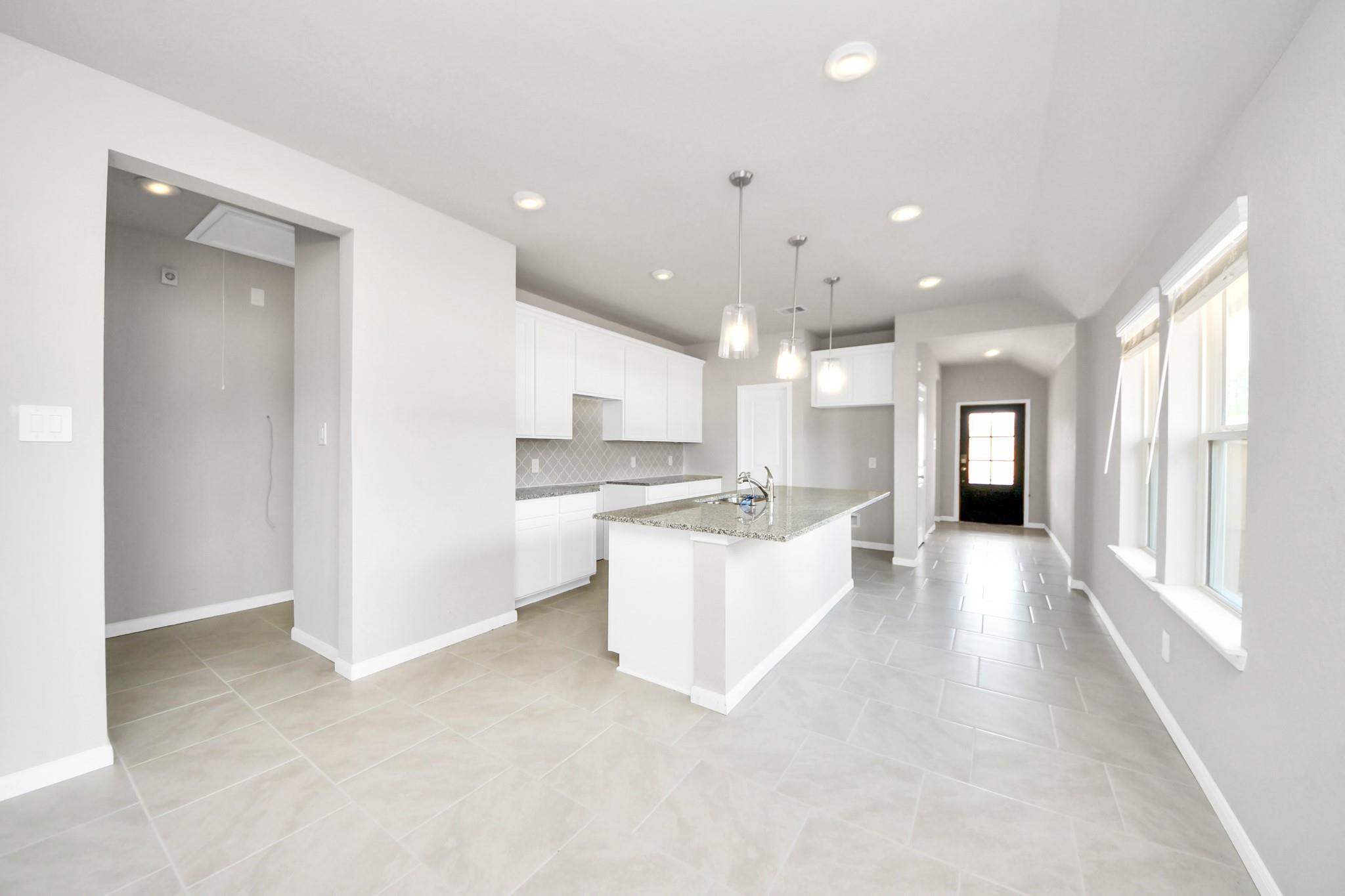 19584 Stripe Hill Bend