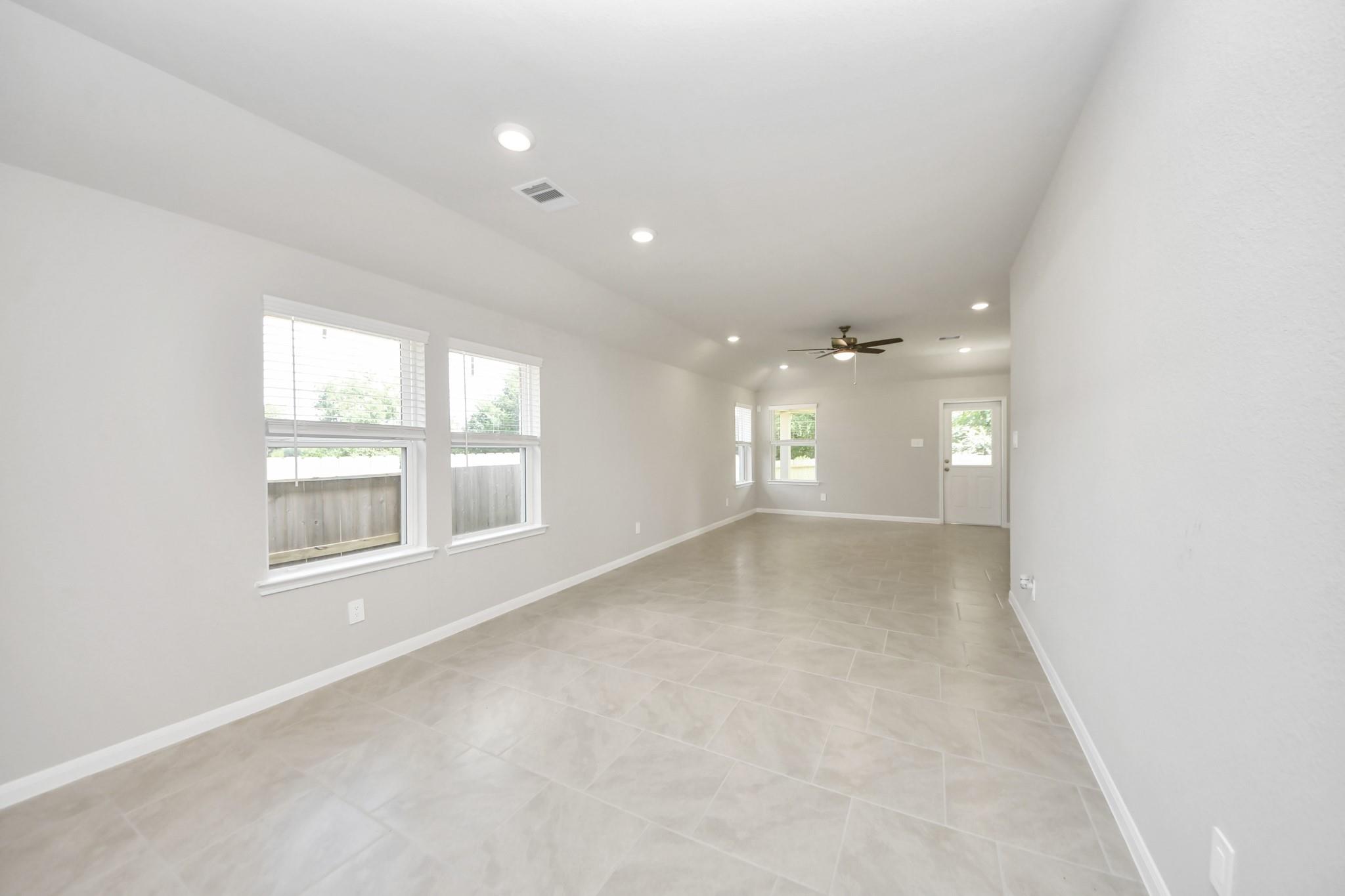 19584 Stripe Hill Bend