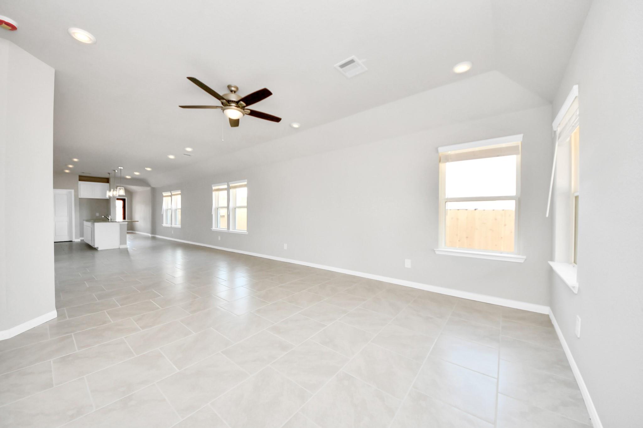 19584 Stripe Hill Bend