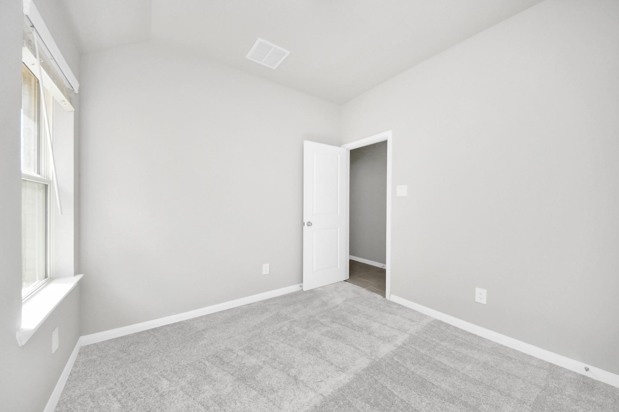 19584 Stripe Hill Bend