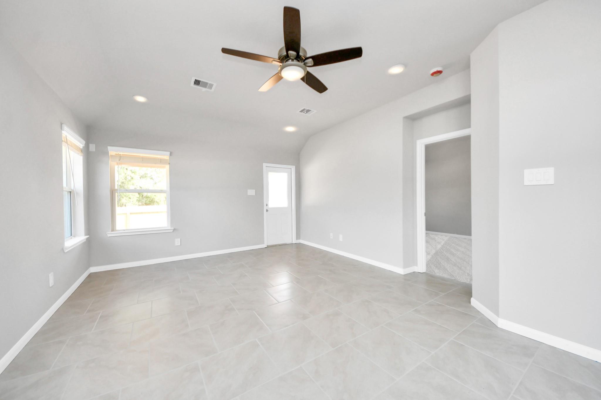 19584 Stripe Hill Bend