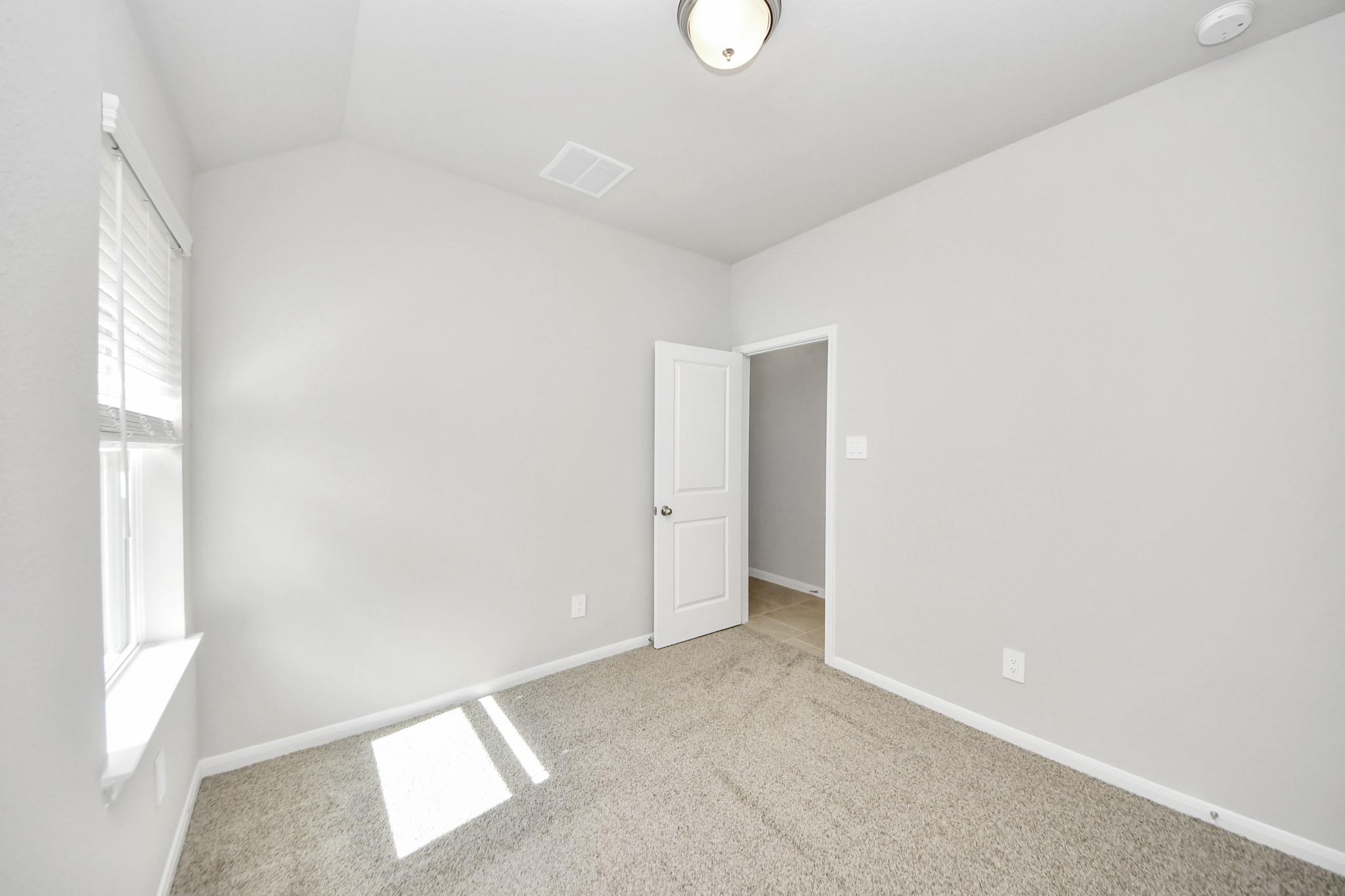 19584 Stripe Hill Bend