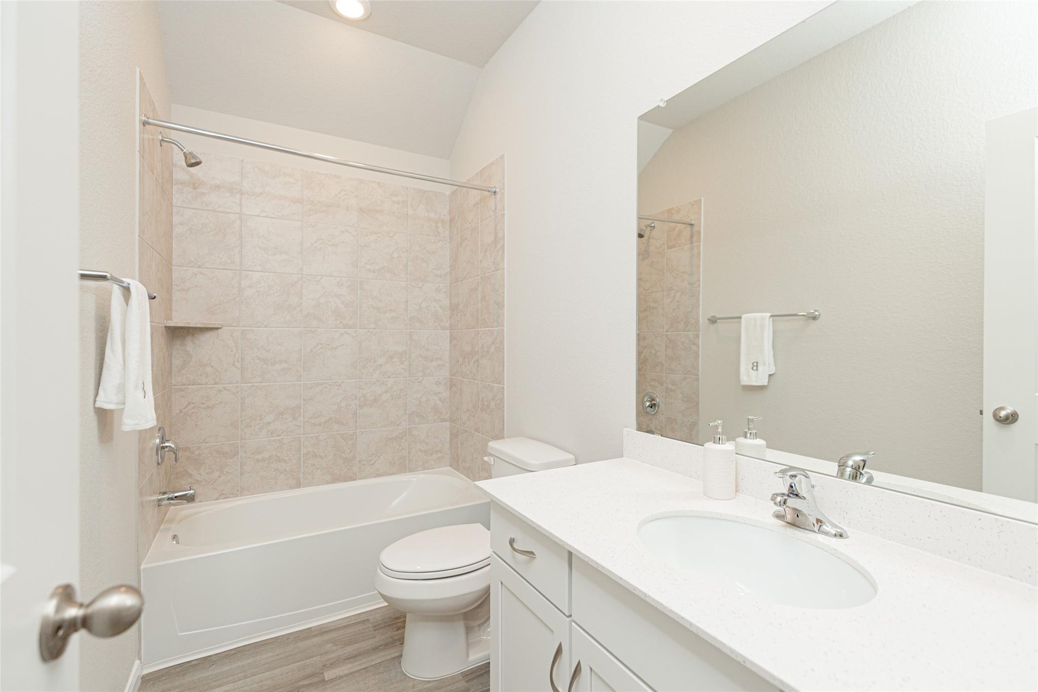 19584 Stripe Hill Bend