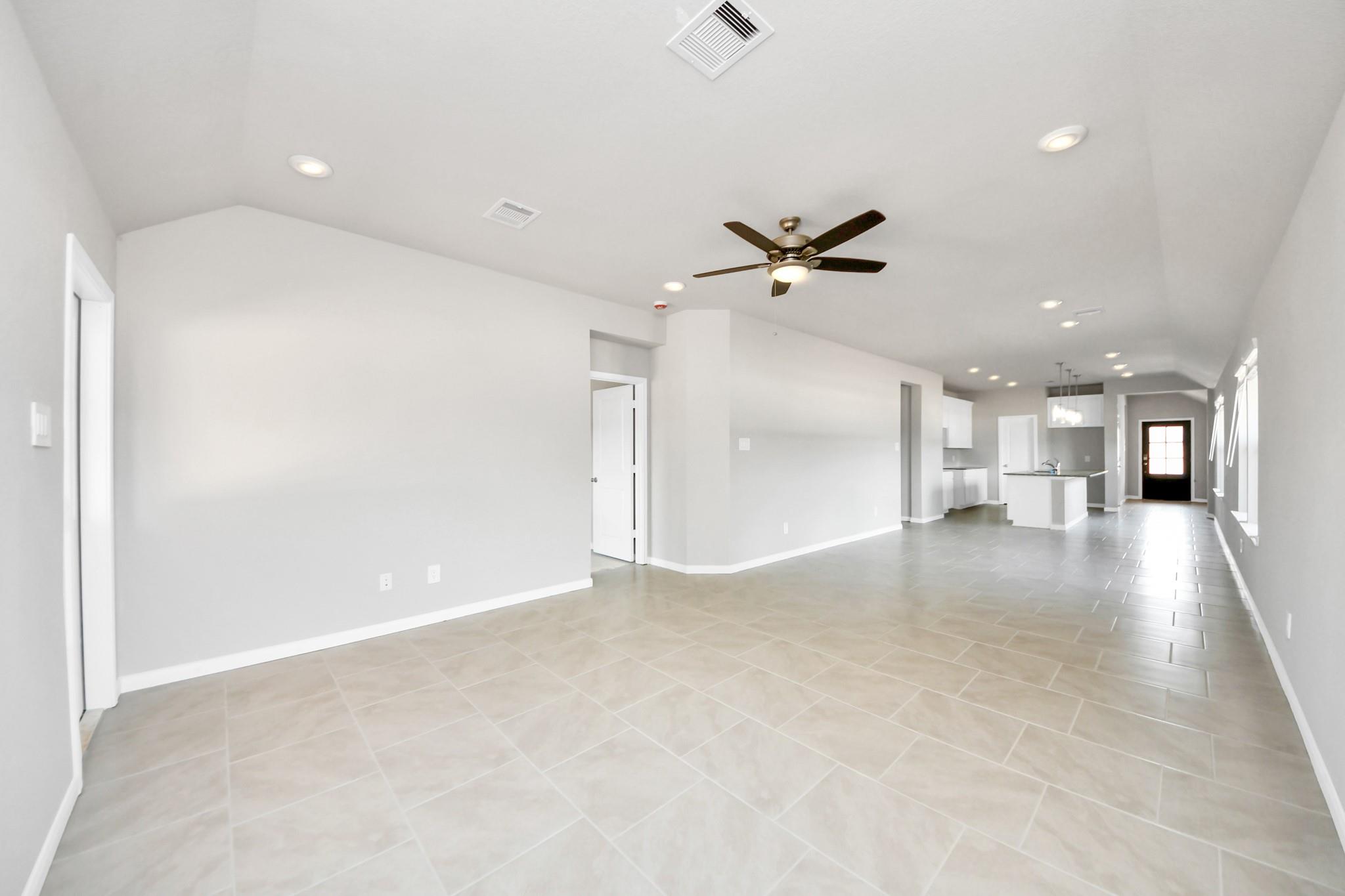 19584 Stripe Hill Bend