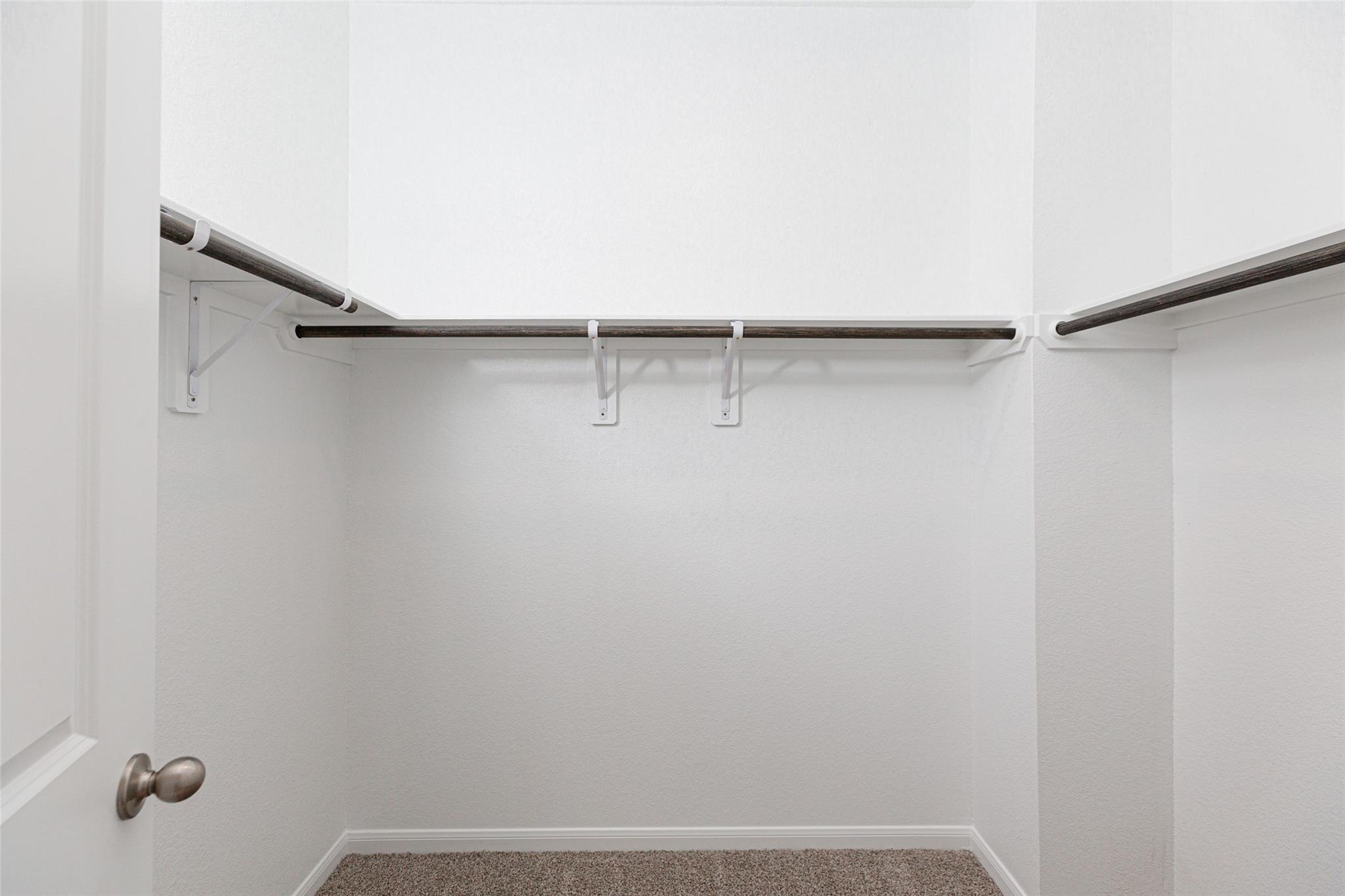 19584 Stripe Hill Bend