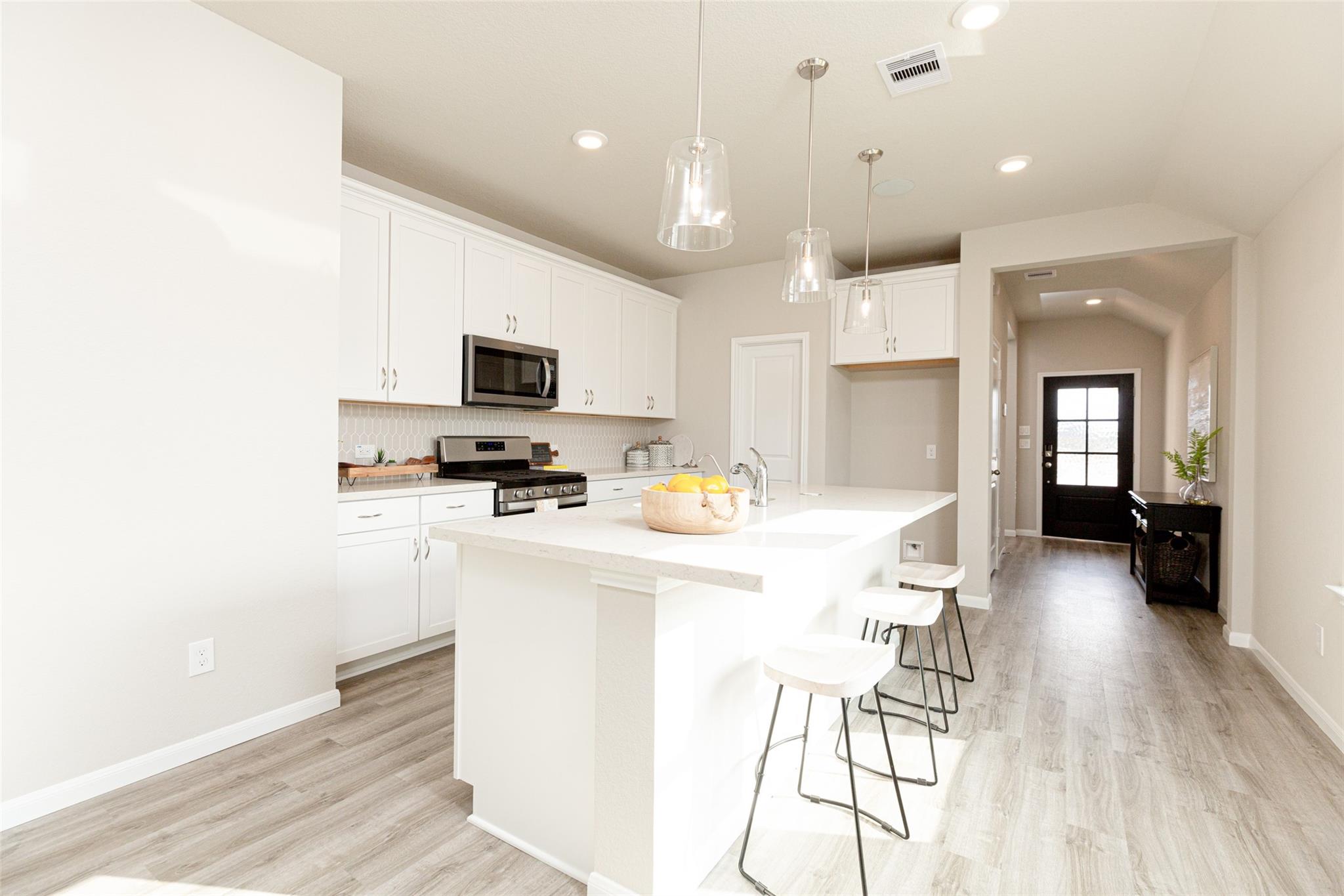 19584 Stripe Hill Bend