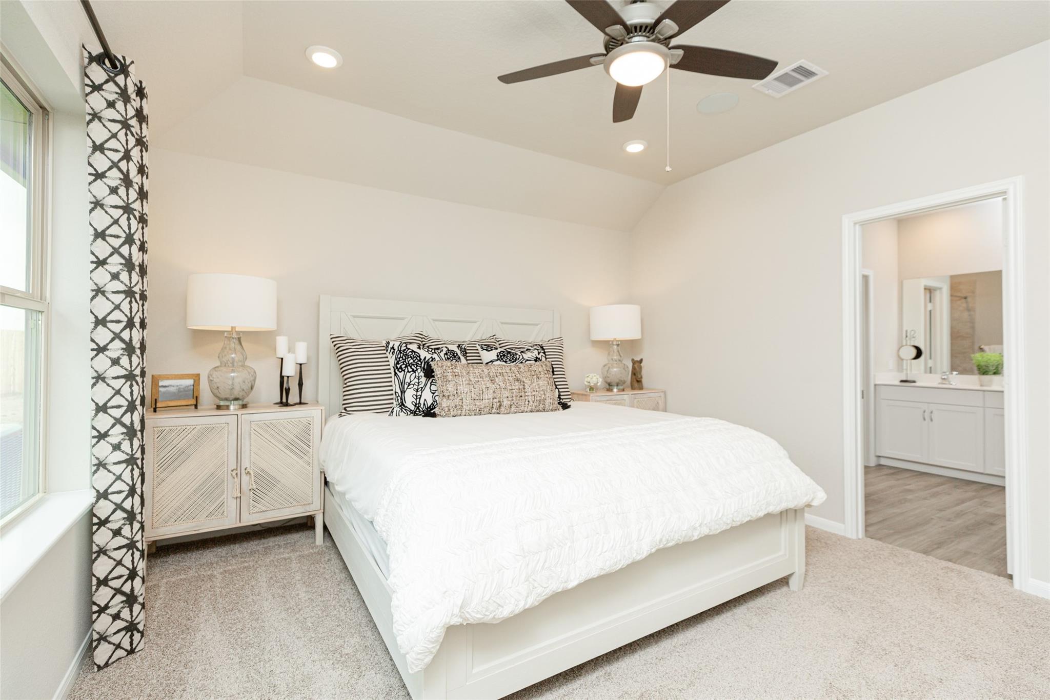 19584 Stripe Hill Bend