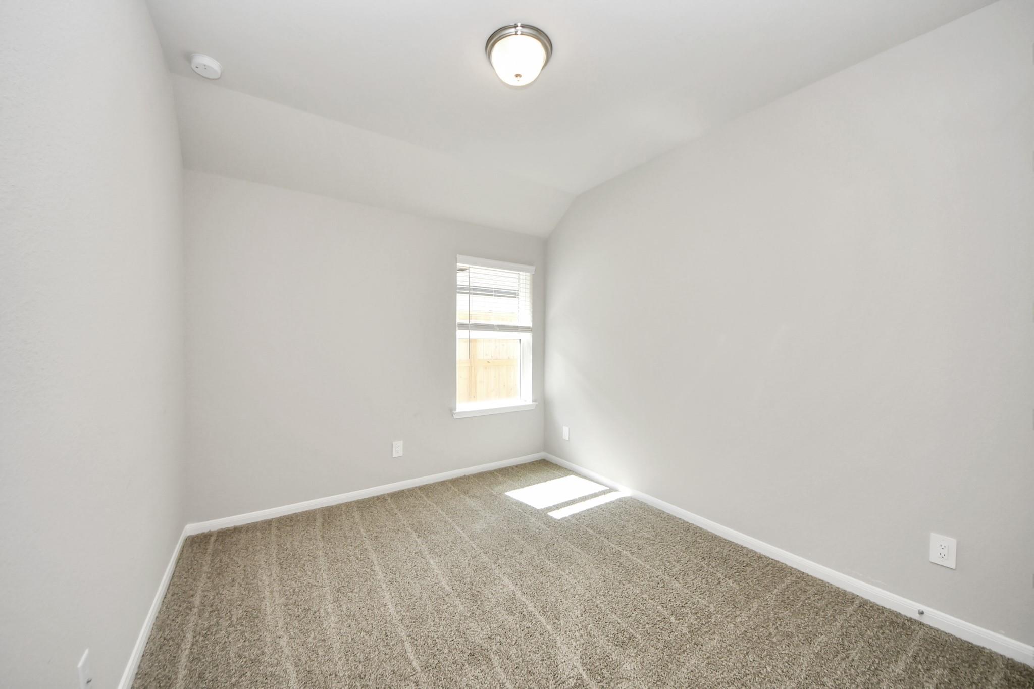 19584 Stripe Hill Bend