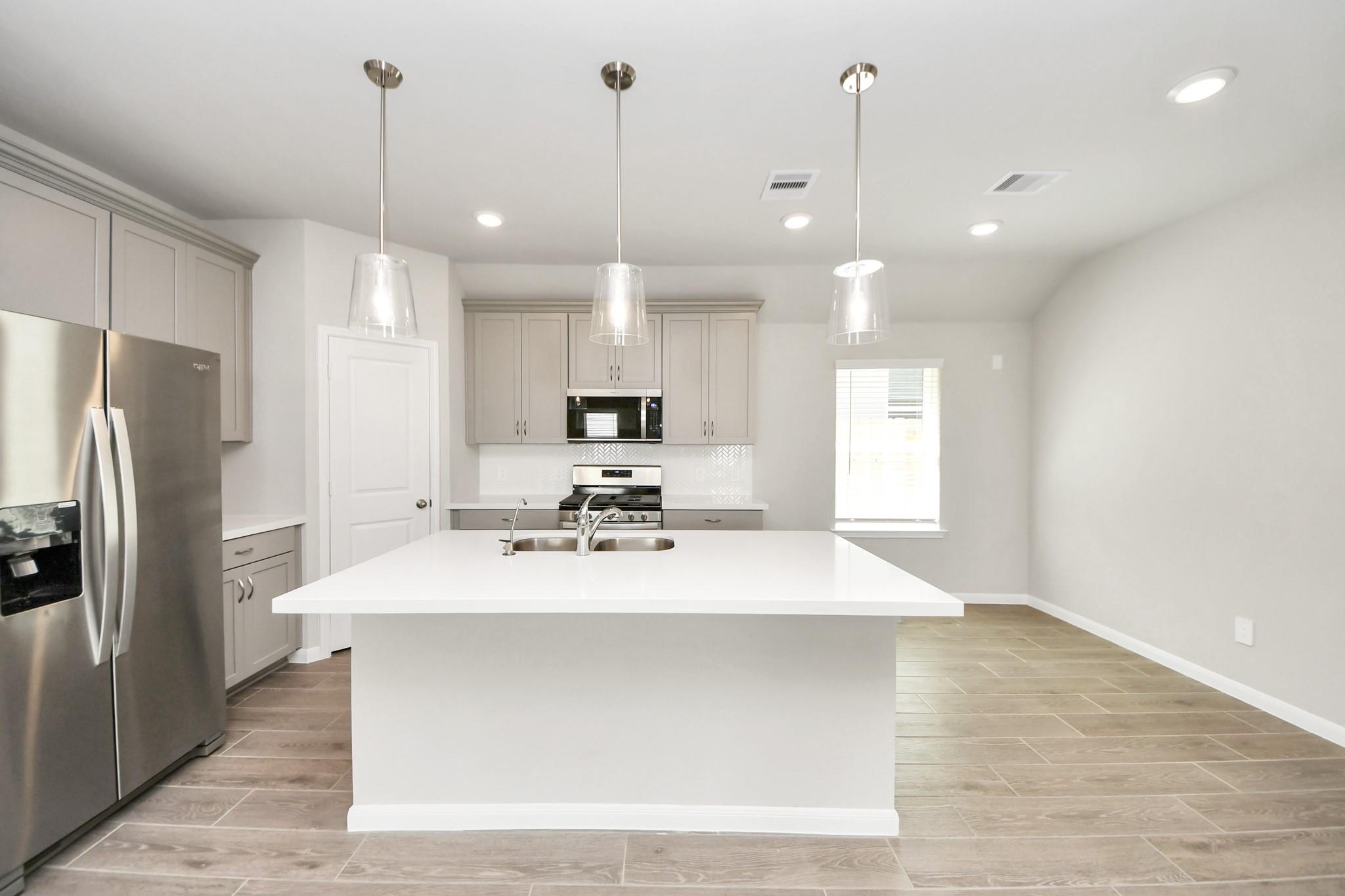 19564 Stripe Hill Bend