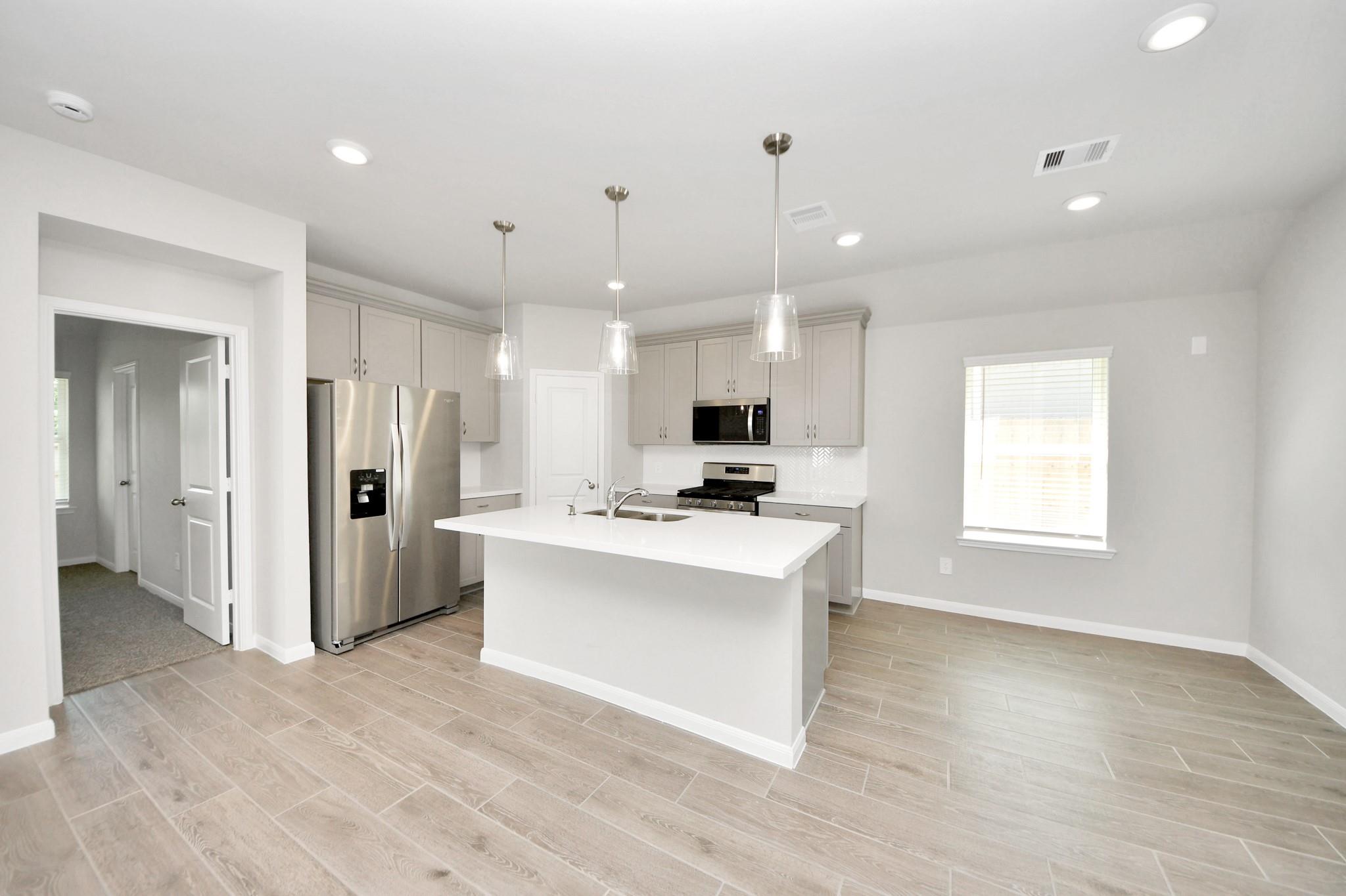 19564 Stripe Hill Bend