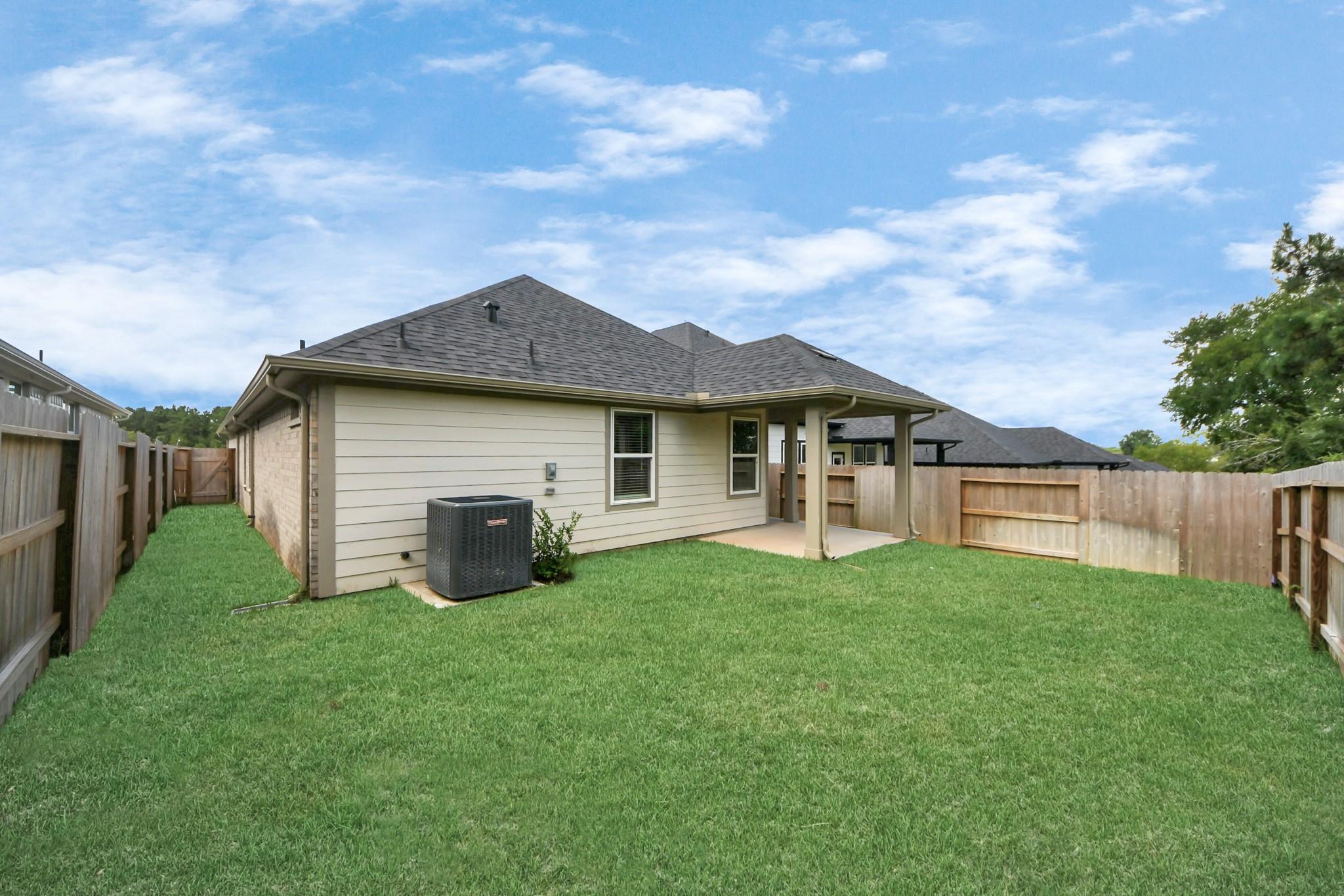 19564 Stripe Hill Bend