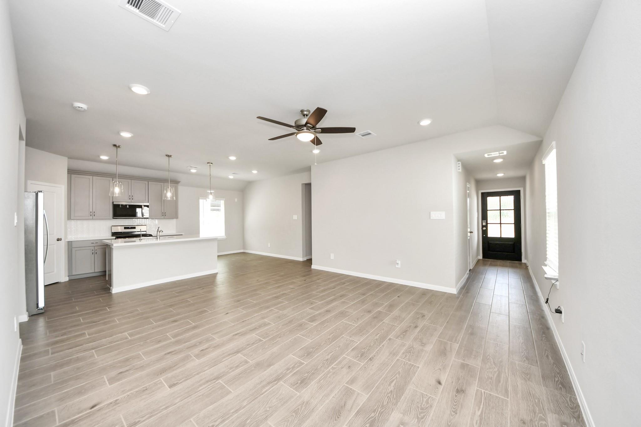 19564 Stripe Hill Bend