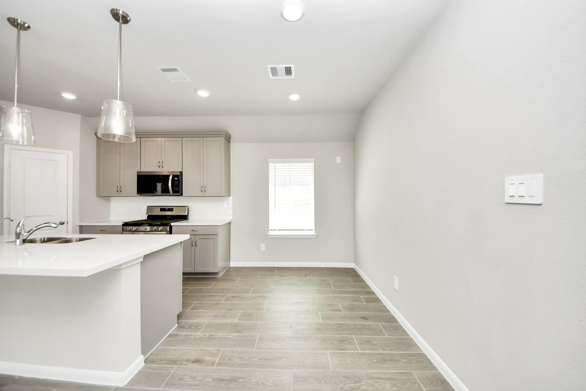 19564 Stripe Hill Bend